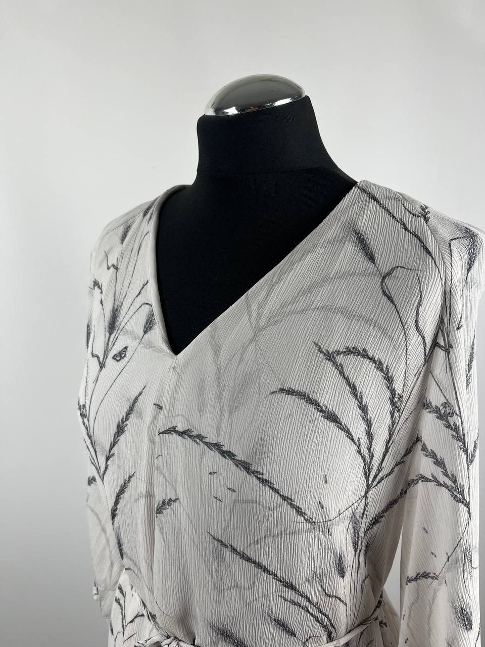 Allsaints AllSaints Joelle Lowestoft Maxi Dress White Wheat Print Size L / US 10 / IT 46 - 4 Thumbnail