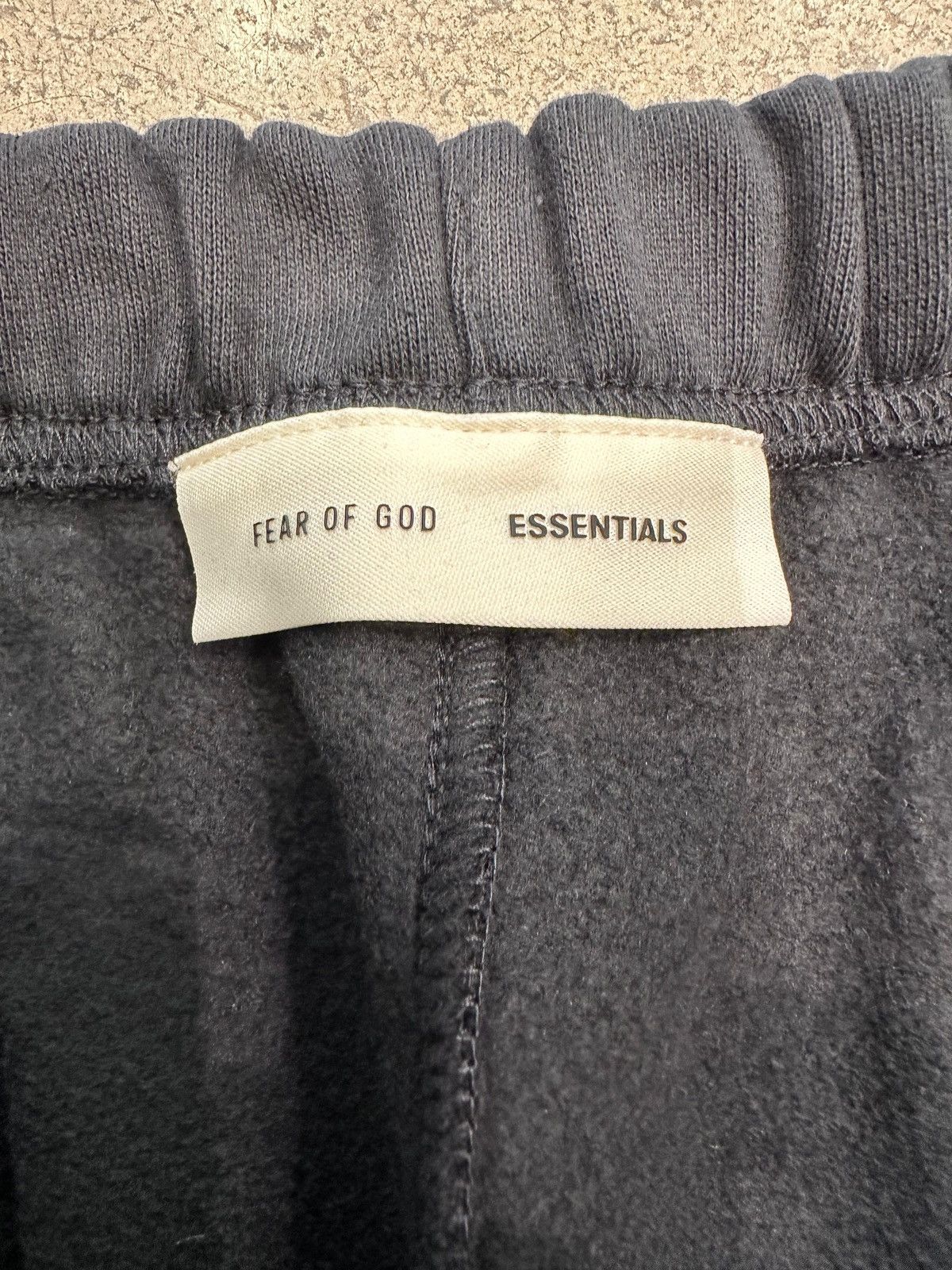 Essentials ESSENTIALS - Relaxed Fleece Sweatpant Jet Black Size US 30 / EU 46 - 2 Thumbnail