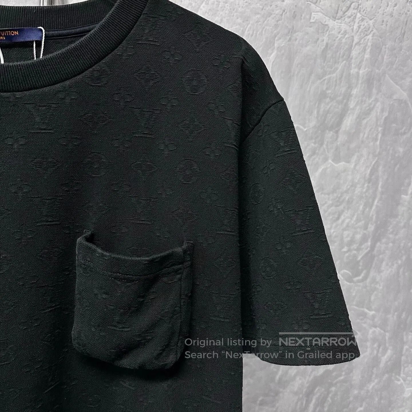 Louis Vuitton black louis vuitton short sleeve pocket t-shirt. Size US L / EU 52-54 / 3 - 3 Thumbnail