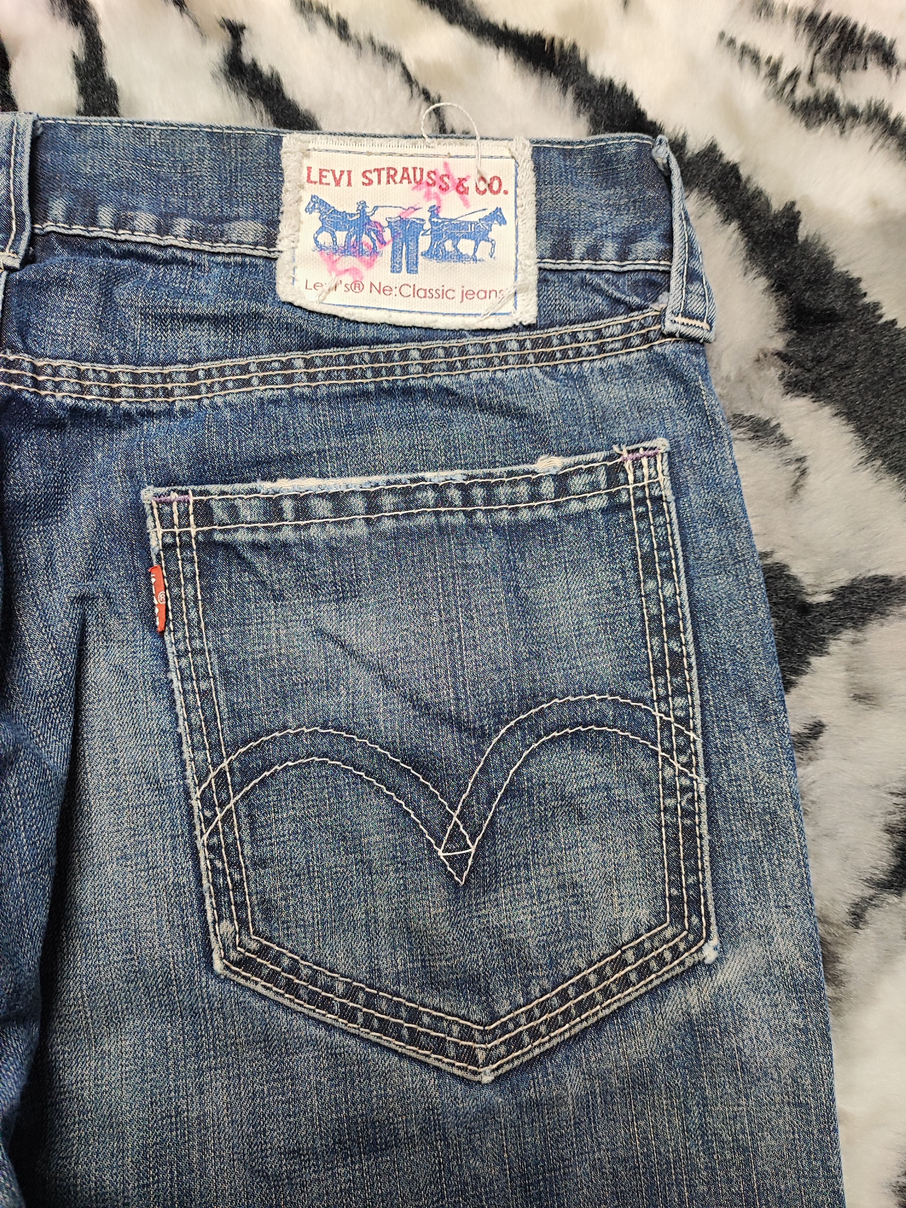 Levi's Limited Edition Levis Ne Classic Size US 34 / EU 50 - 11 Thumbnail