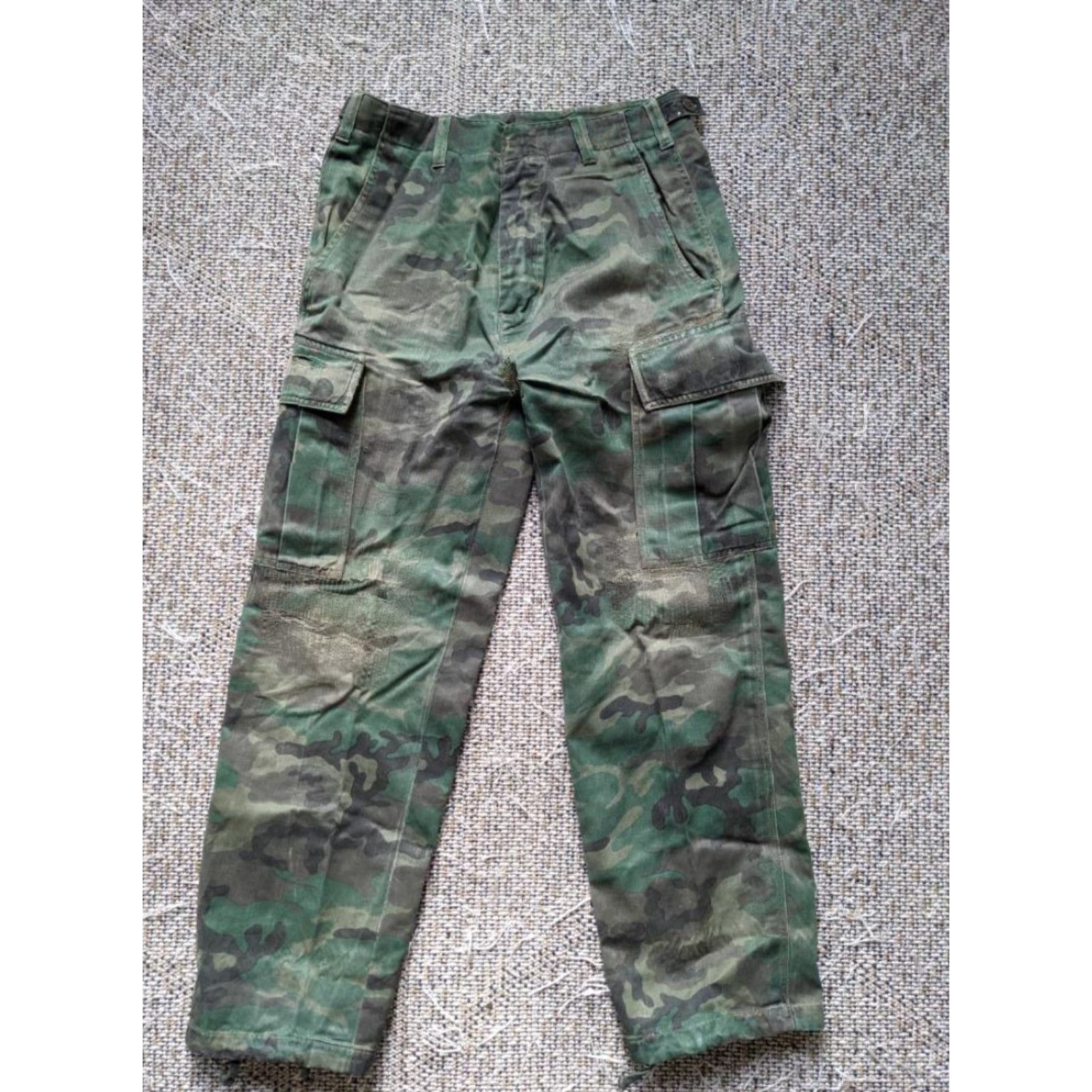 Denime VINTAGE Army Denim Pants, HERRINGBONE Camouflage WW2 30x30 Denim Pants Mens Camouflage Pattern 30x30 Size US 30 / EU 46 - 2 Thumbnail