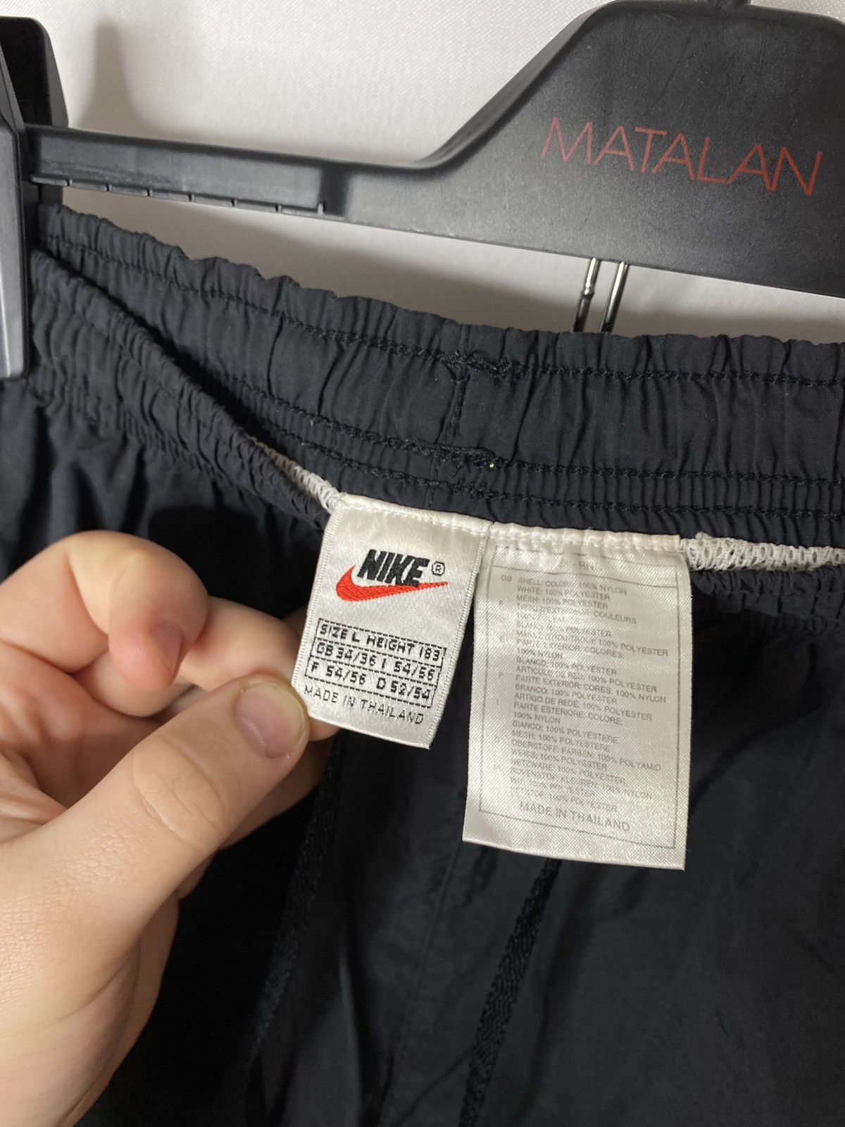 Nike × Vintage Vintage 90s Nike Big Logo Shorts Y2K Streetwear Size US 36 / EU 52 - 9 Thumbnail