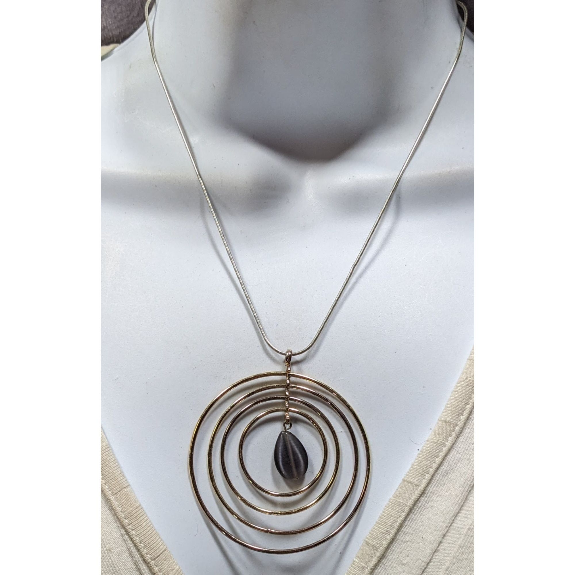 Other Gold & Silver Spiral Tone Pendant Necklace With Teardrop Cha Size ONE SIZE - 4 Thumbnail