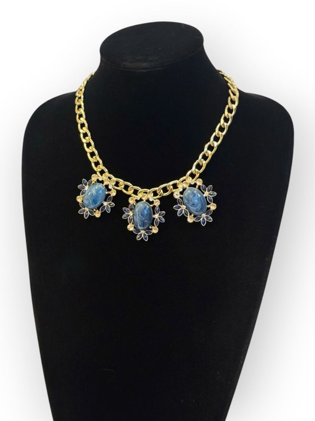 Neiman Marcus NEIMAN MARCUS Blue Cabochon Statement Necklace | NWT Size ONE SIZE - 3 Thumbnail