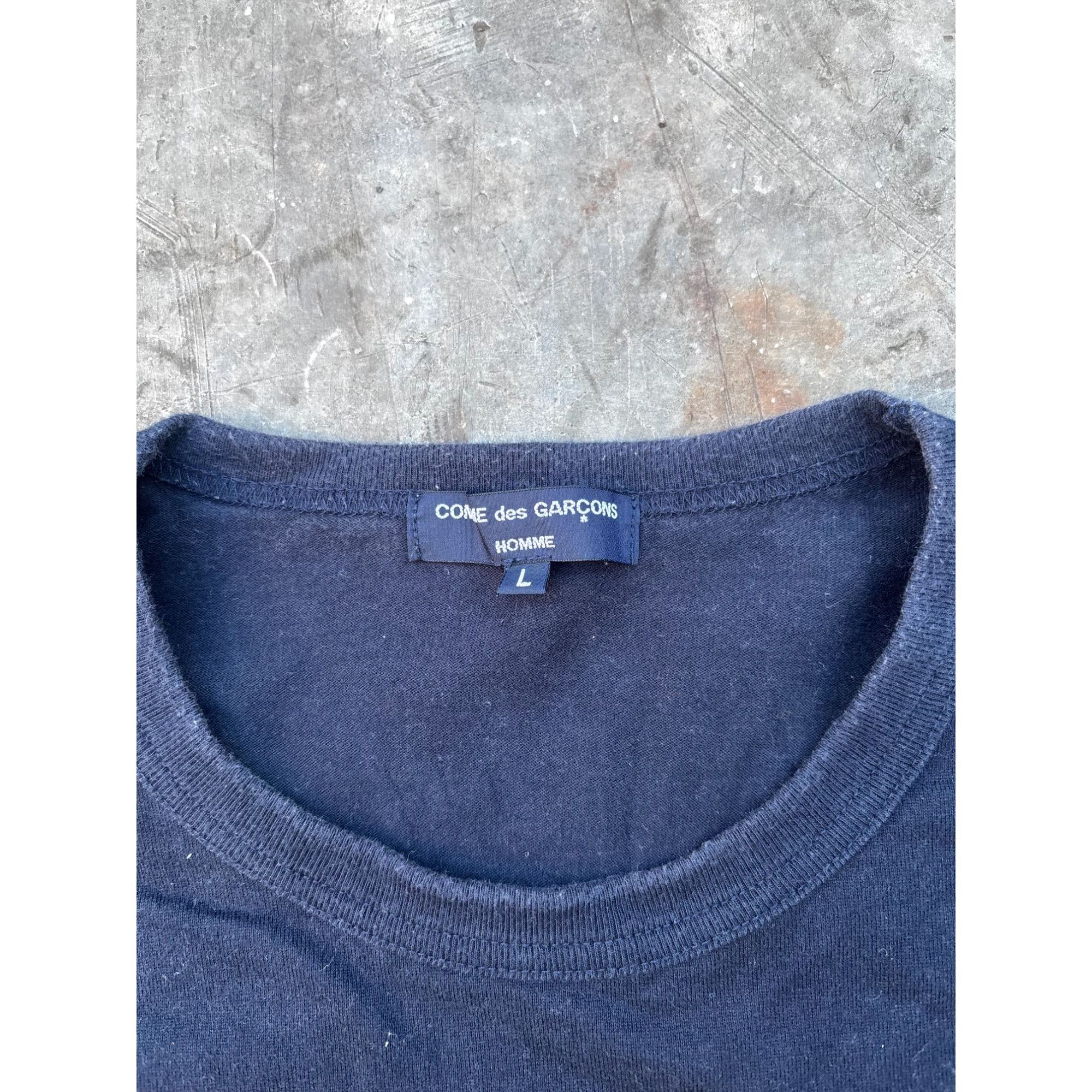 Comme des Garcons Homme Comme Des Garçons Homme Logo T-Shirt Navy Size L Made In Jap Size US L / EU 52-54 / 3 - 3 Thumbnail