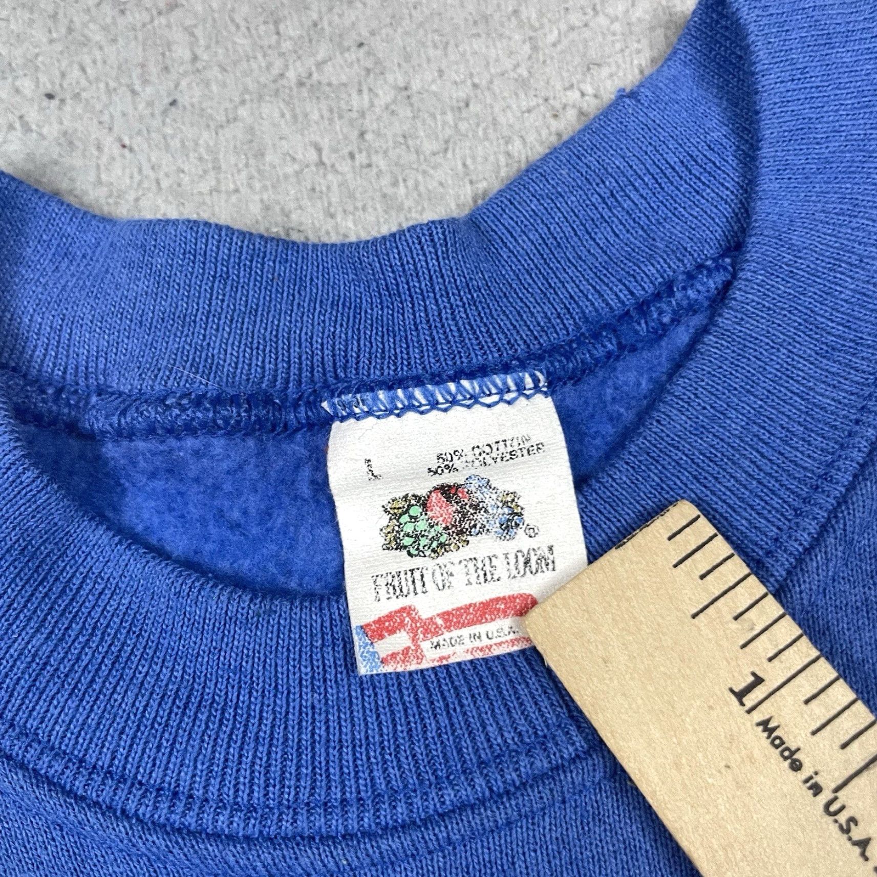 Fruit Of The Loom VINTAGE Alaska Athletics Sweatshirt Adult L Blue FOTL Crewneck Rare 90s Vtg Nike? Size US L / EU 52-54 / 3 - 3 Thumbnail