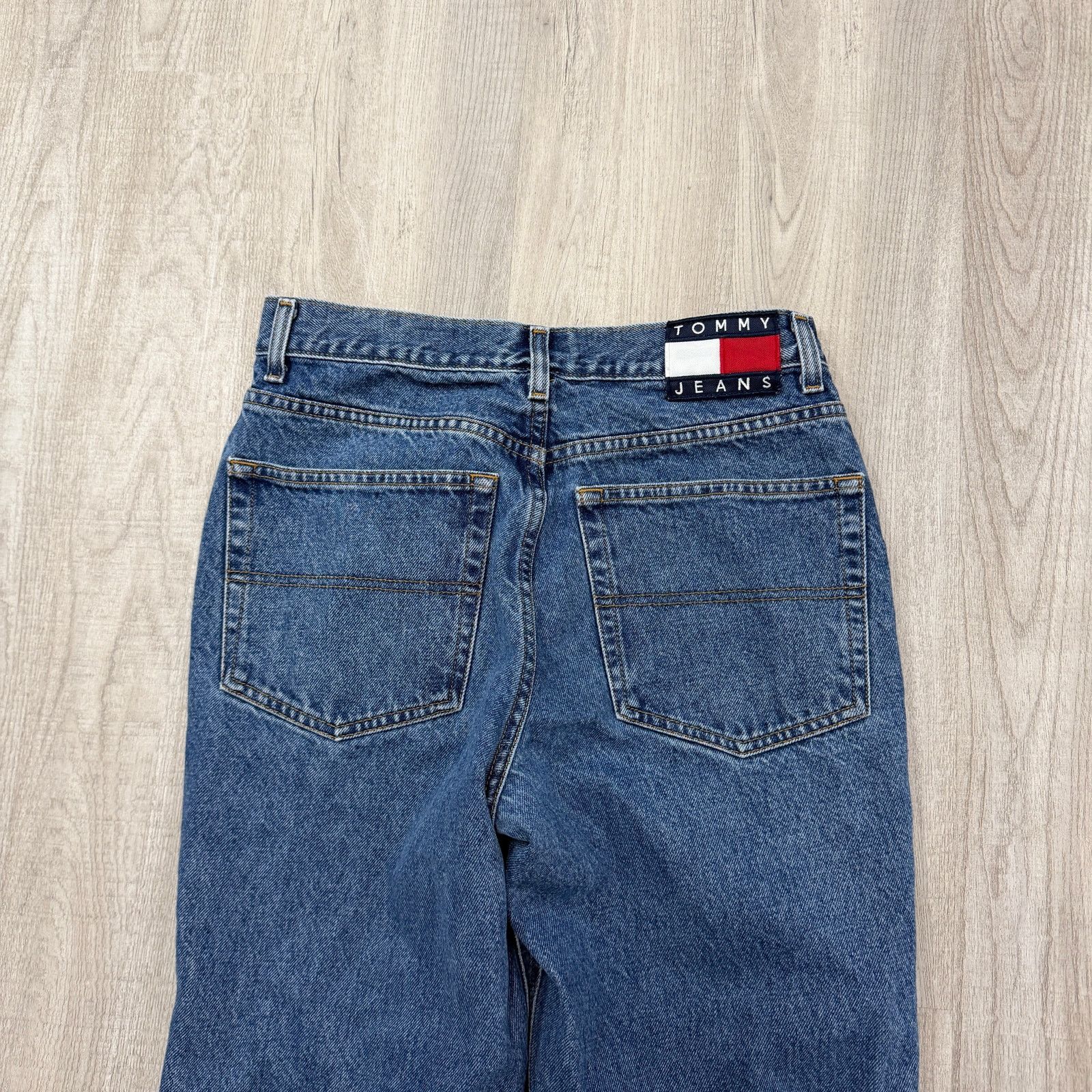 Tommy Hilfiger Vintage Tommy Hilfiger Jeans Men's 31x30 Blue 90s Denim Size US 31 - 7 Thumbnail