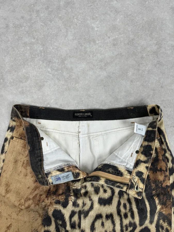 Roberto Cavalli AW2001 Roberto Cavalli Beige Denim Leopard Print Skirt Size 29" - 8 Thumbnail