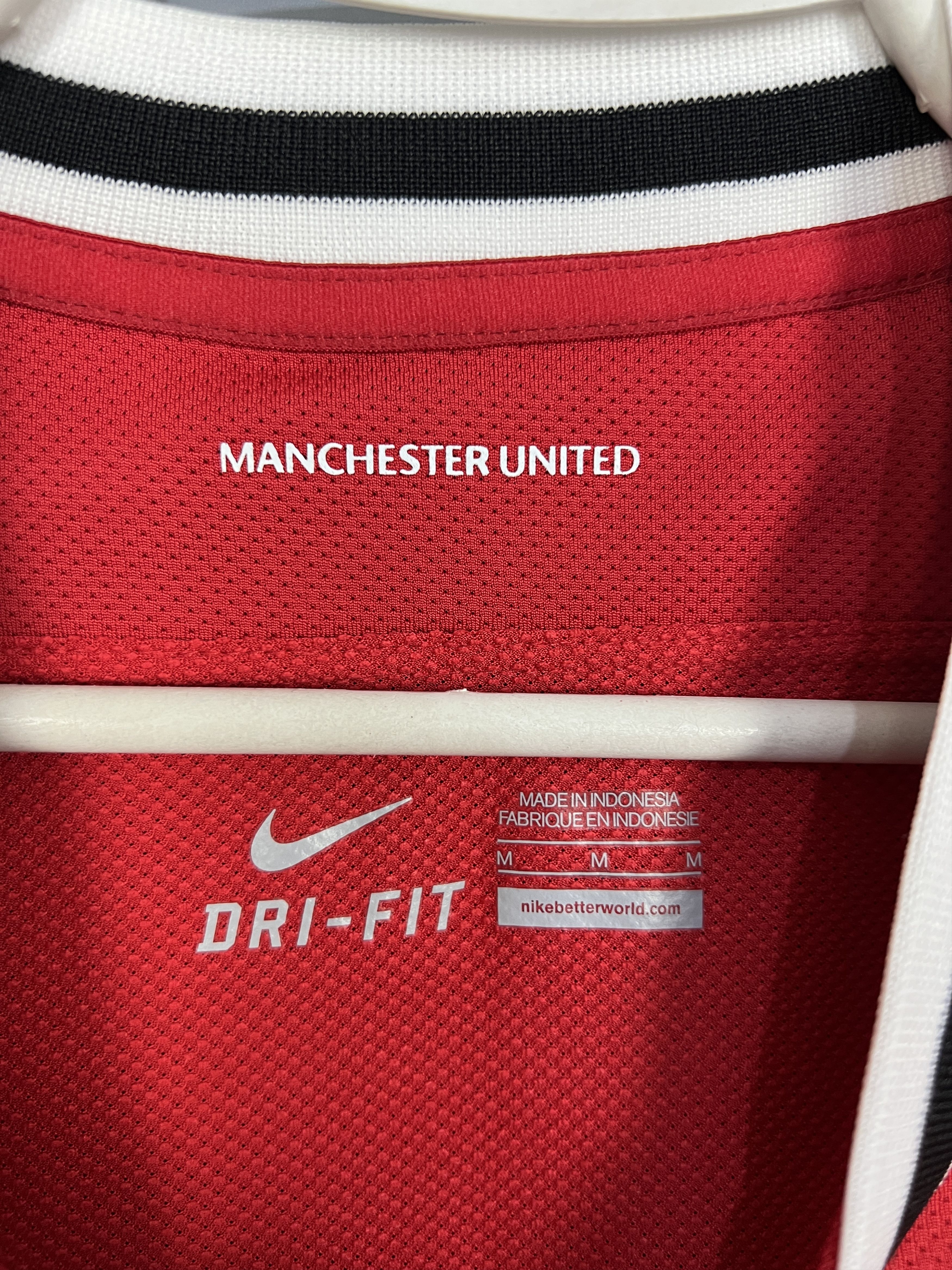 Nike Manchester United football shirt Soccer Nike Jersey Trikot Size US M / EU 48-50 / 2 - 5 Thumbnail
