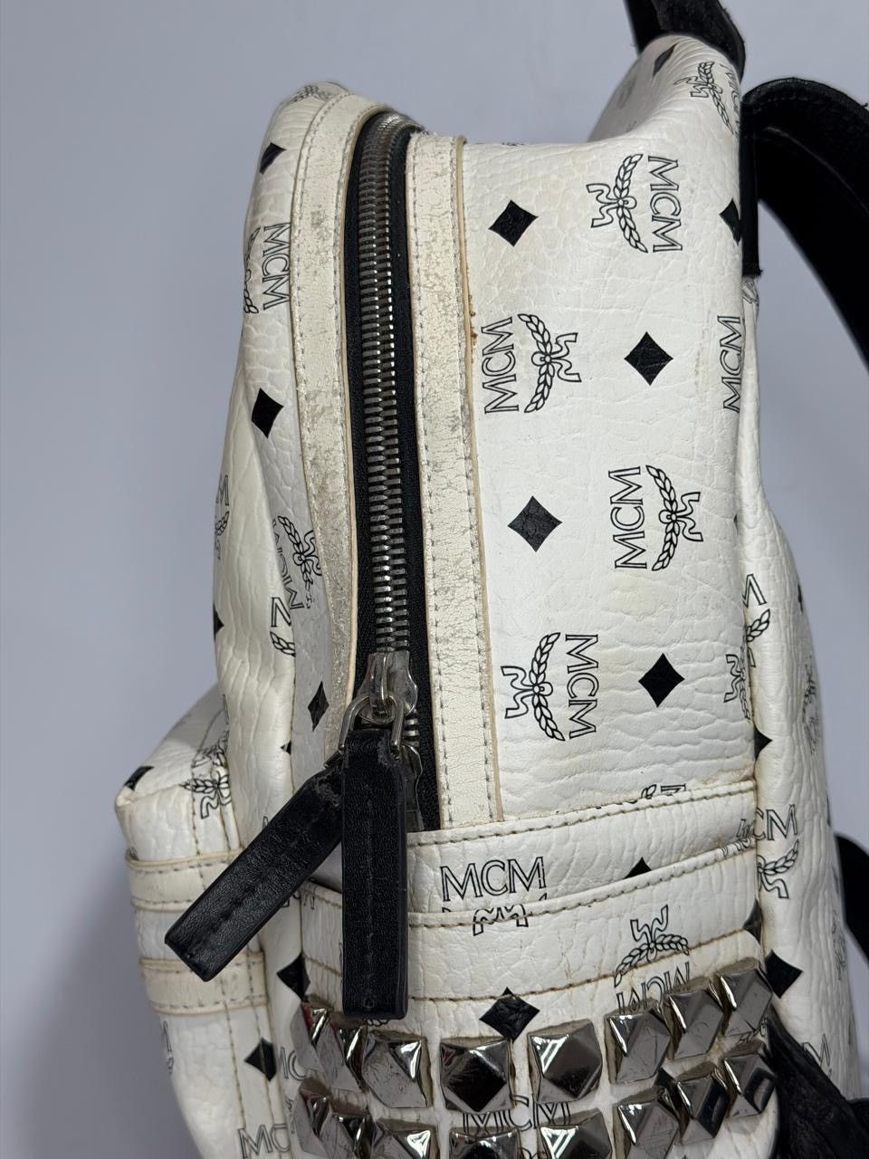 MCM MCM White Visetos Coated Canvas Stark Studs Backpack Size ONE SIZE - 10 Thumbnail