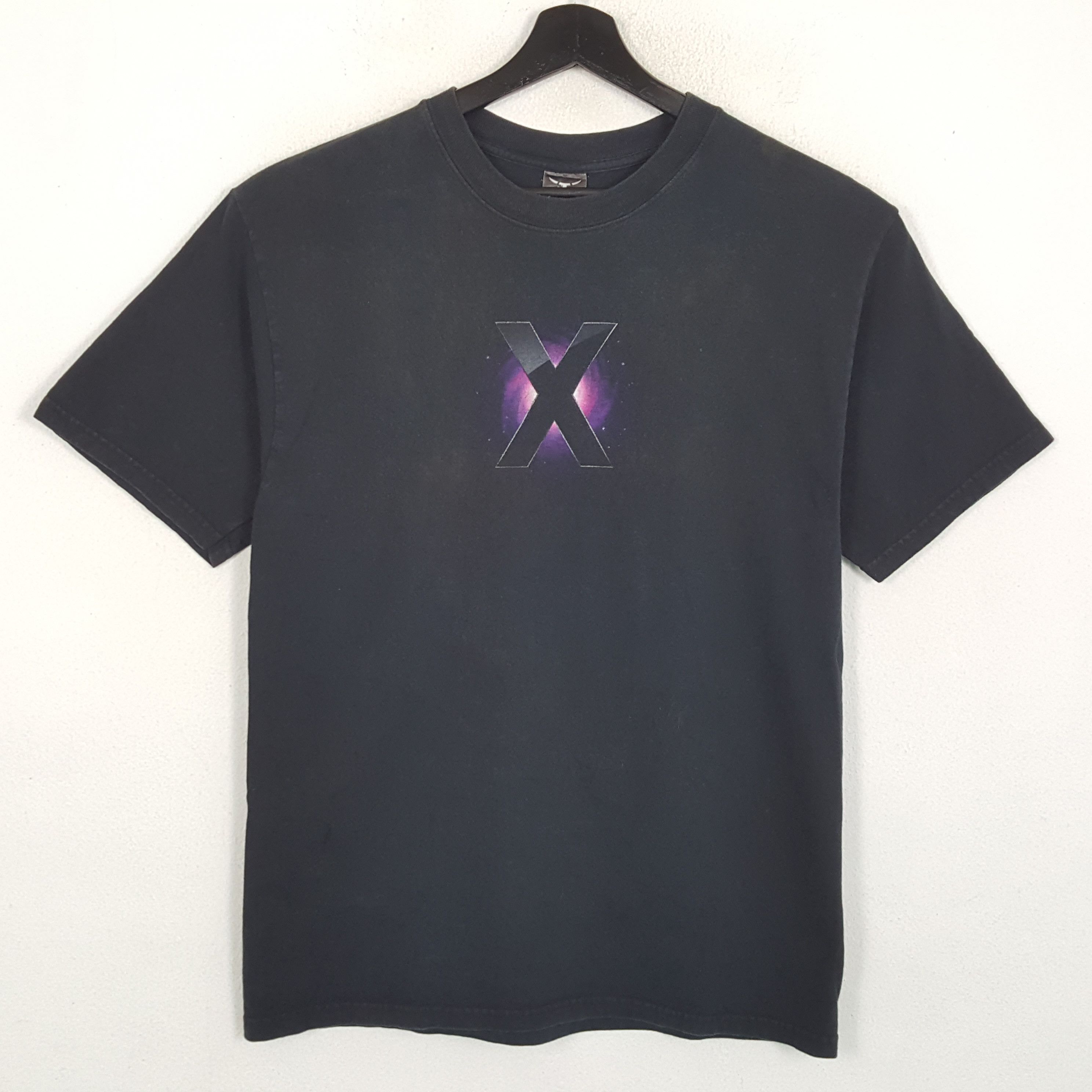 Apple × Vintage Apple IPHONE X Center Design Promo Tshirt Size US M / EU 48-50 / 2 - 1 Thumbnail