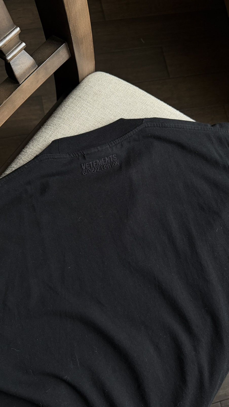 Vetements Vetements Rainbow Logo T-Shirt “Think Globally” Unisex Size XS / US 0-2 / IT 36-38 - 7 Thumbnail