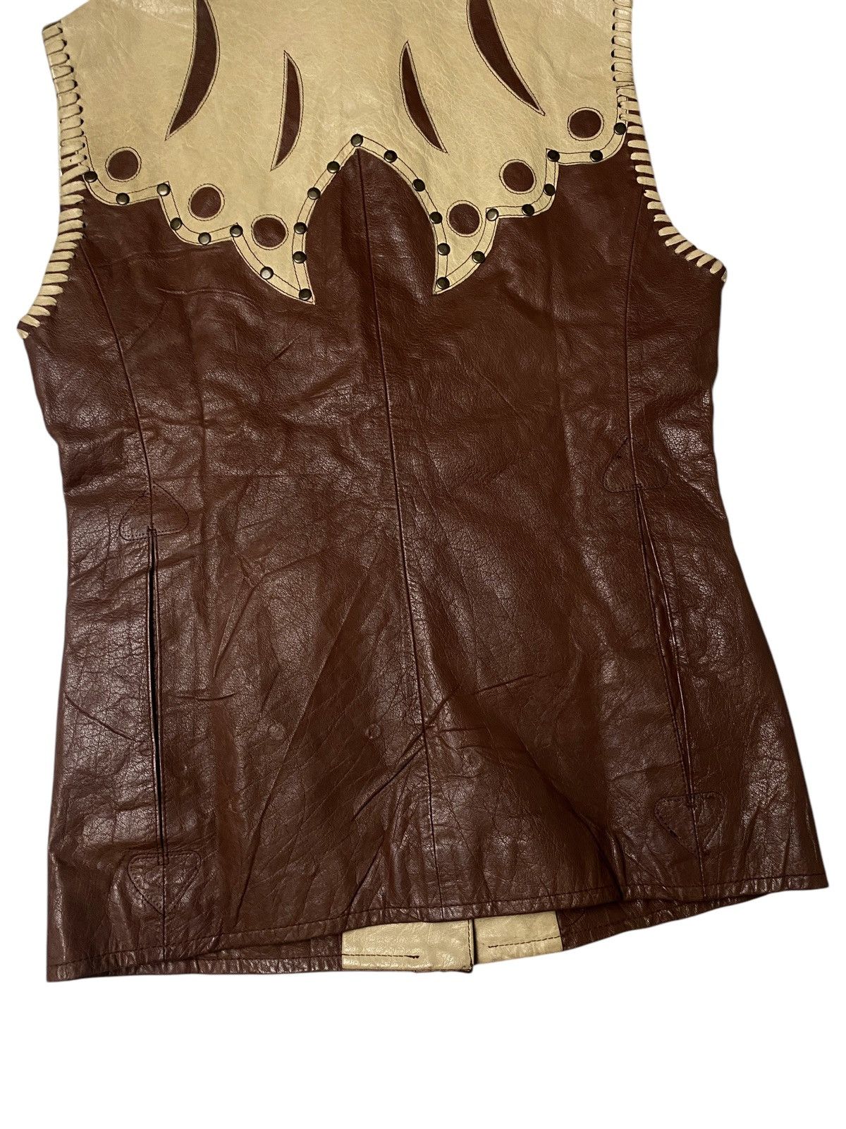 Le Grande Bleu (L.G.B.) 2000's Juddy Corn Ethnic Buffalo Leather Vest Size US S / EU 44-46 / 1 - 7 Thumbnail