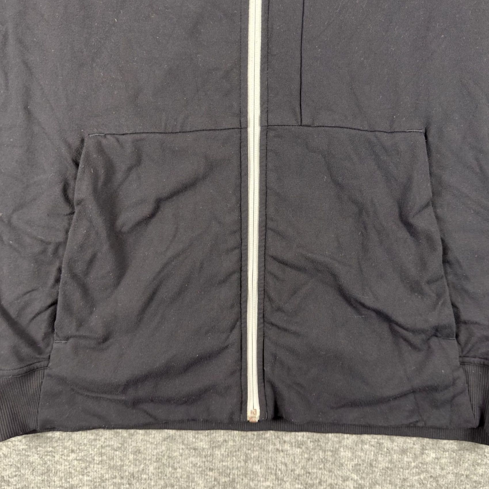 Lululemon Lululemon Jacket Mens XL Black Full Zip Track Athletic Lightweight Stand Collar Size US XL / EU 56 / 4 - 6 Thumbnail