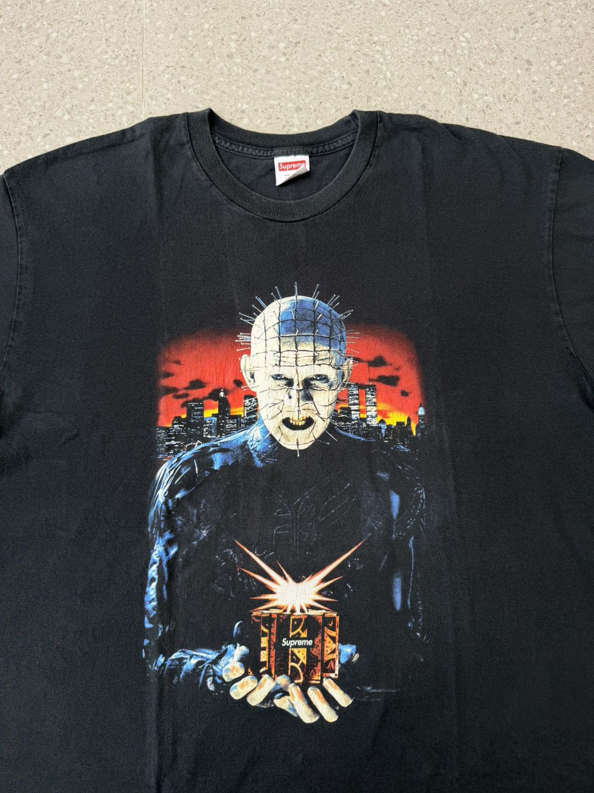 Supreme Supreme Hellraiser Tee Size US XL / EU 56 / 4 - 1 Thumbnail