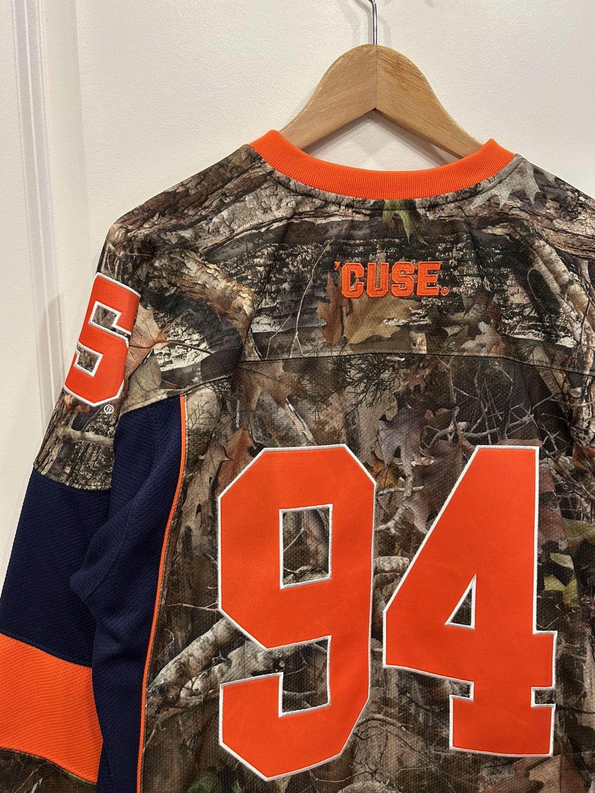 Supreme Supreme FW24 Mitchell & Ness NCAA Syracuse Hockey Jersey S Size US S / EU 44-46 / 1 - 11 Thumbnail