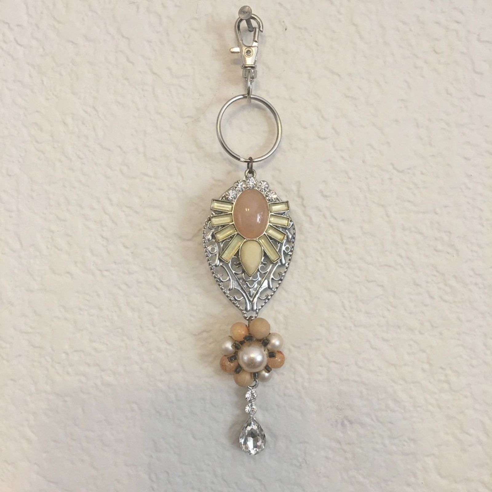 Vintage Vintage repurpose salvaged estate gem keychain Size ONE SIZE - 1 Thumbnail