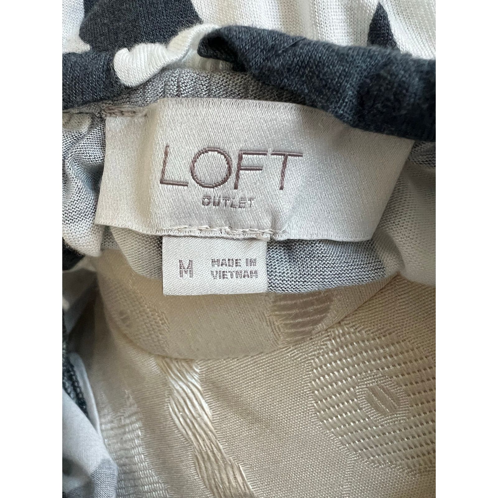 Loft Loft Outlet Short Sleeve Lightweight Floral Blouse Medium Size M / US 6-8 / IT 42-44 - 6 Thumbnail