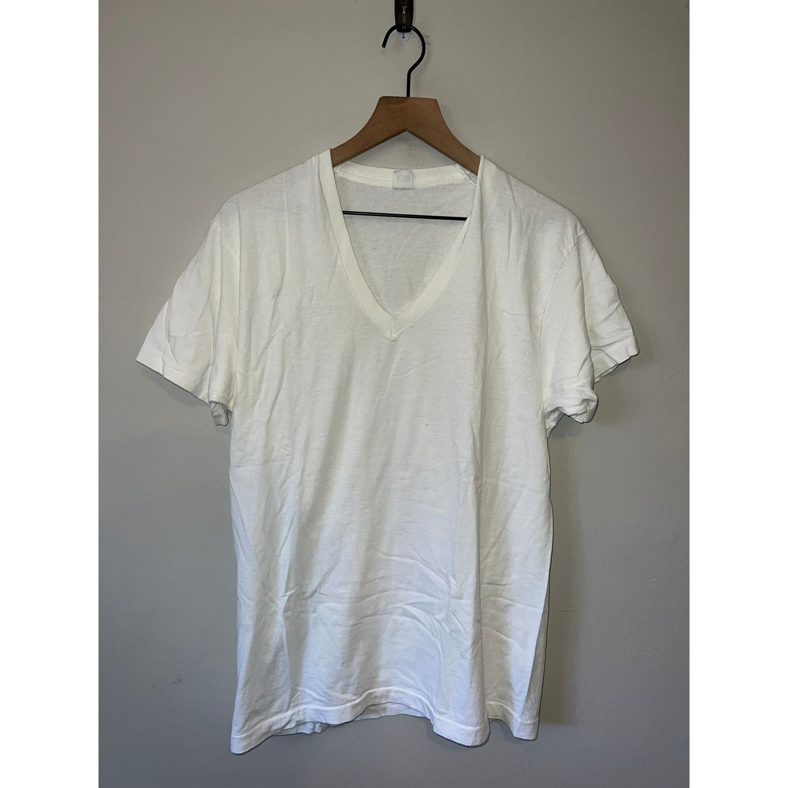 Fruit Of The Loom 1980s Fruit Of The Loom V Neck V-Neck White Blank Shirt L Size US L / EU 52-54 / 3 - 1 Thumbnail