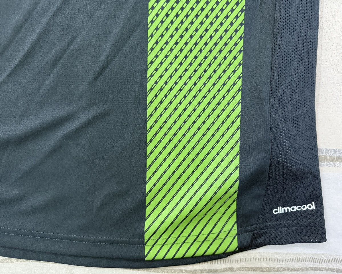 Adidas Adidas Seattle Sounders FC 2013/14 Away Jersey Small BNWT Size US S / EU 44-46 / 1 - 4 Thumbnail