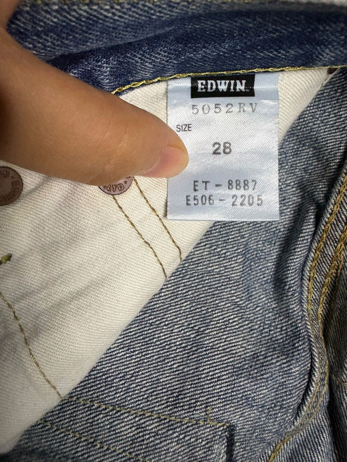 Edwin × Japanese Brand Vintage Japanese Edwin 505 Selvedge Mud Wash Distress Jeans Size US 31 - 11 Thumbnail