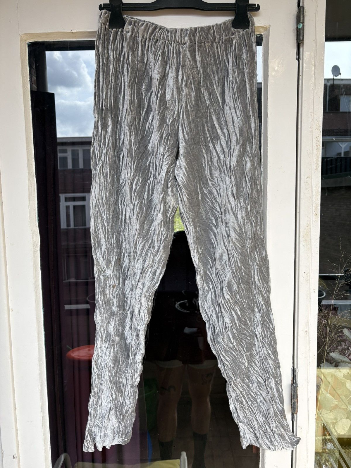 Issey Miyake Issey Miyake vintage silver plissé trousers Size US 32 / EU 48 - 1 Thumbnail