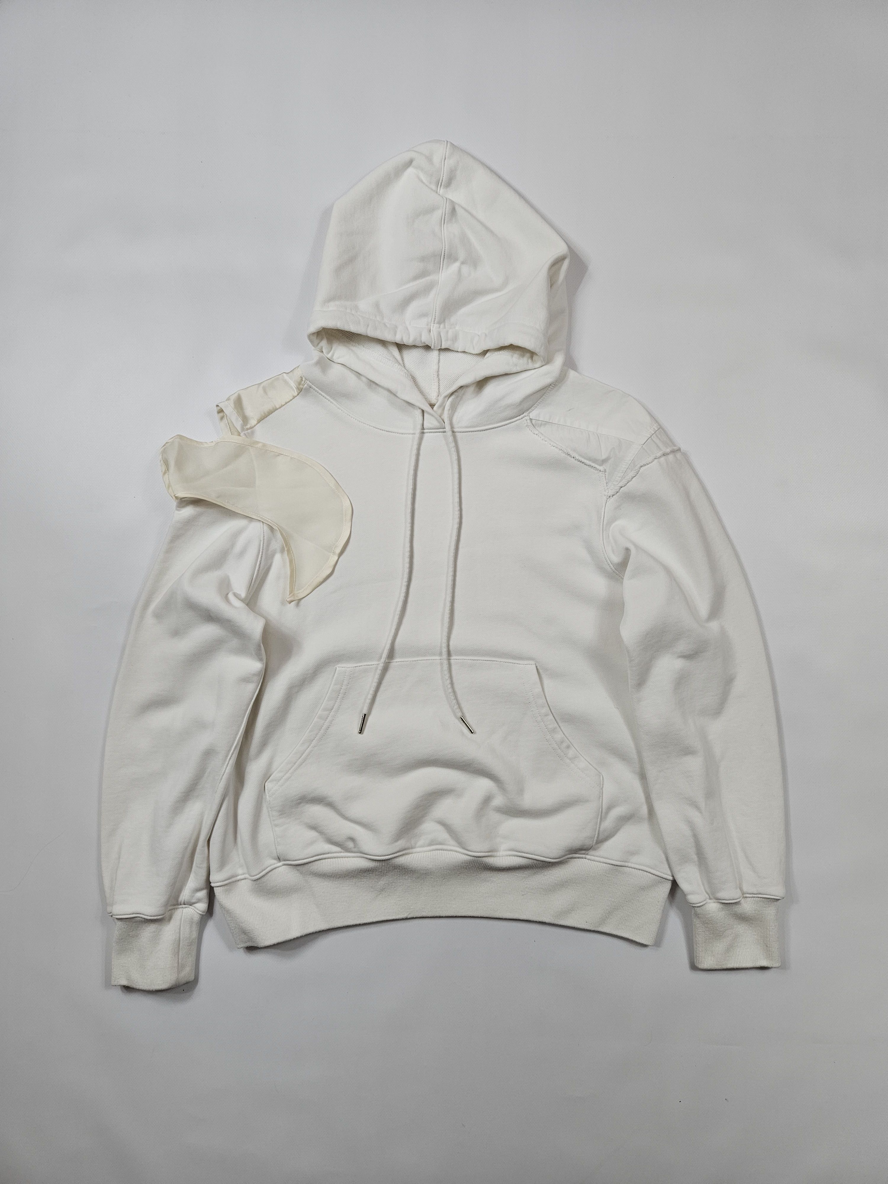 Sacai Sacai white cut-out shoulder hoodie Size L / US 10 / IT 46 - 1 Thumbnail