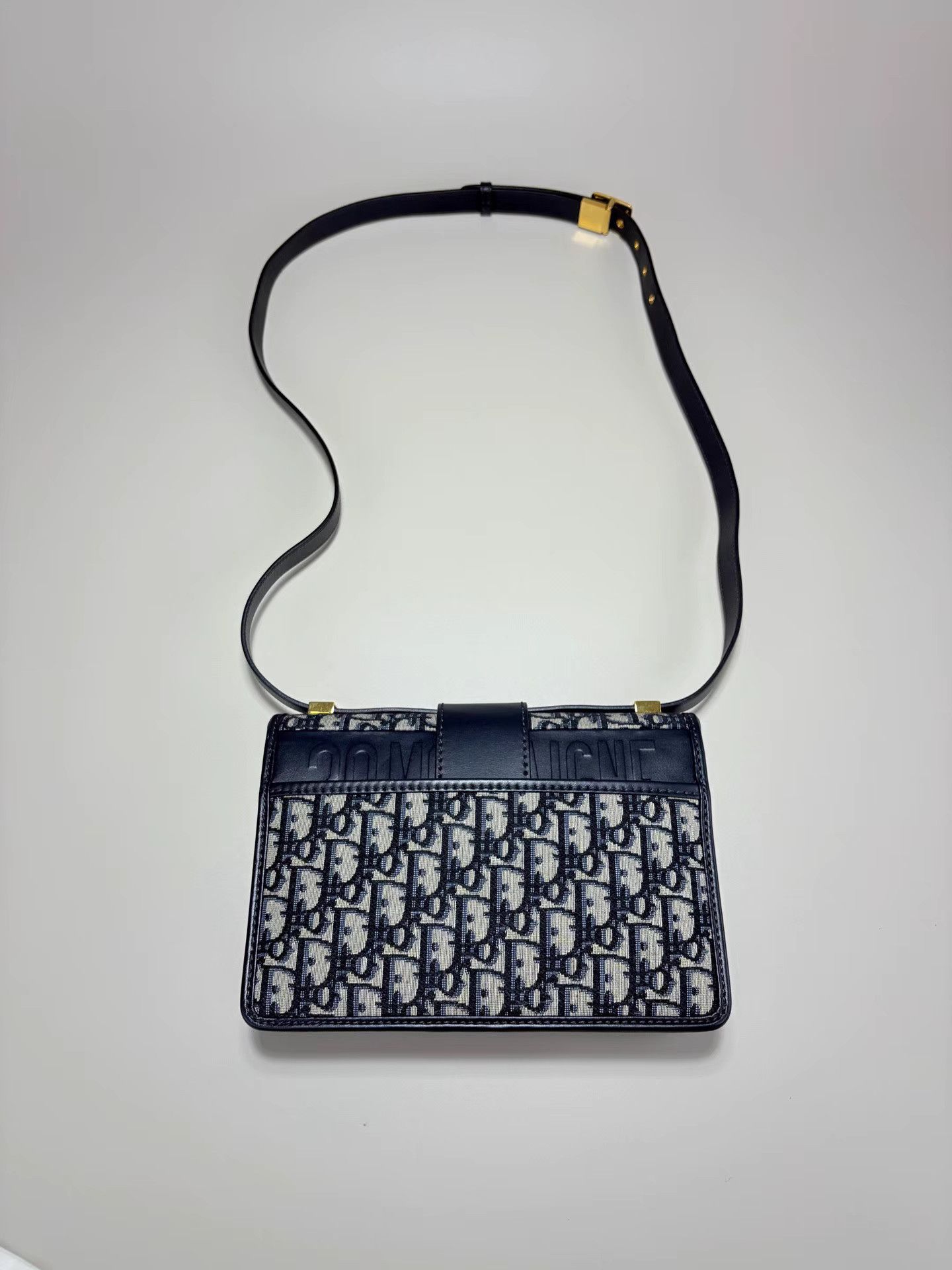 Dior DIOR 30 Montaigne Shoulder Bag & Crossbody Bag Size ONE SIZE - 2 Thumbnail