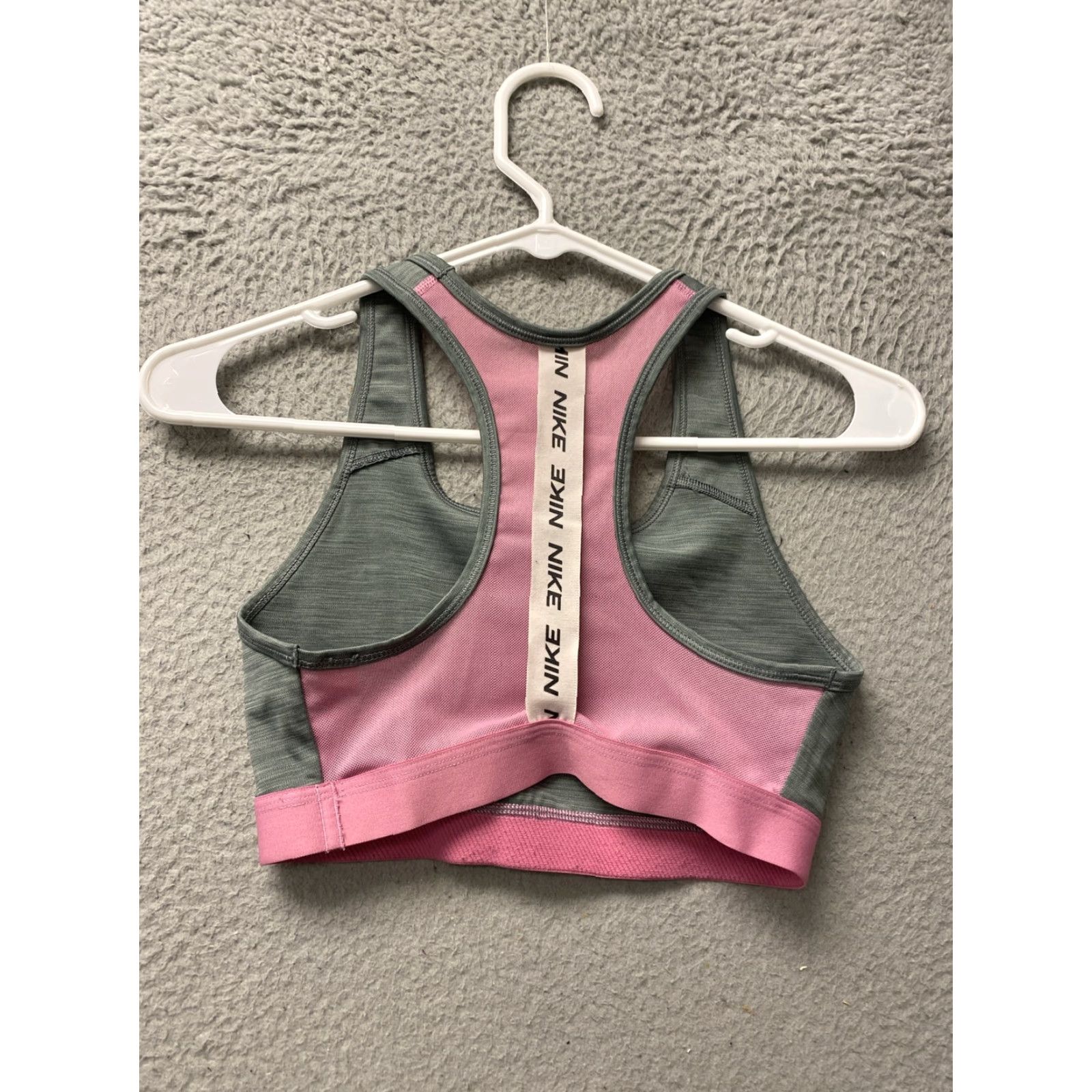 Nike Nike Dri-FIT Sports Bra Women Small Gray Pink Bra Womens Size ONE SIZE - 6 Thumbnail