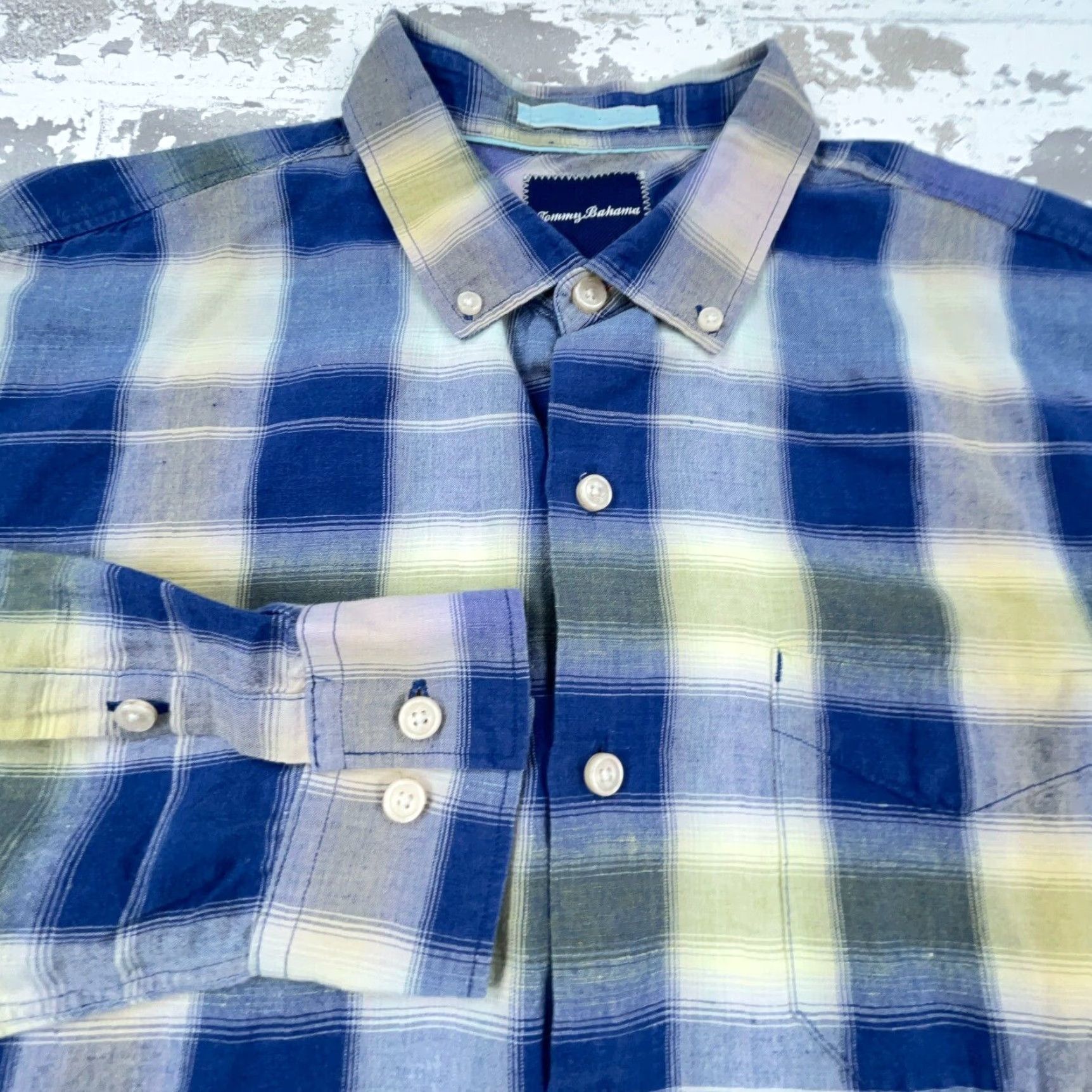 Tommy Bahama VINTAGE Tommy Bahama Men's Button-Up Shirt XL Blue Linen Hawaiian Beach Casual Size US XL / EU 56 / 4 - 2 Thumbnail