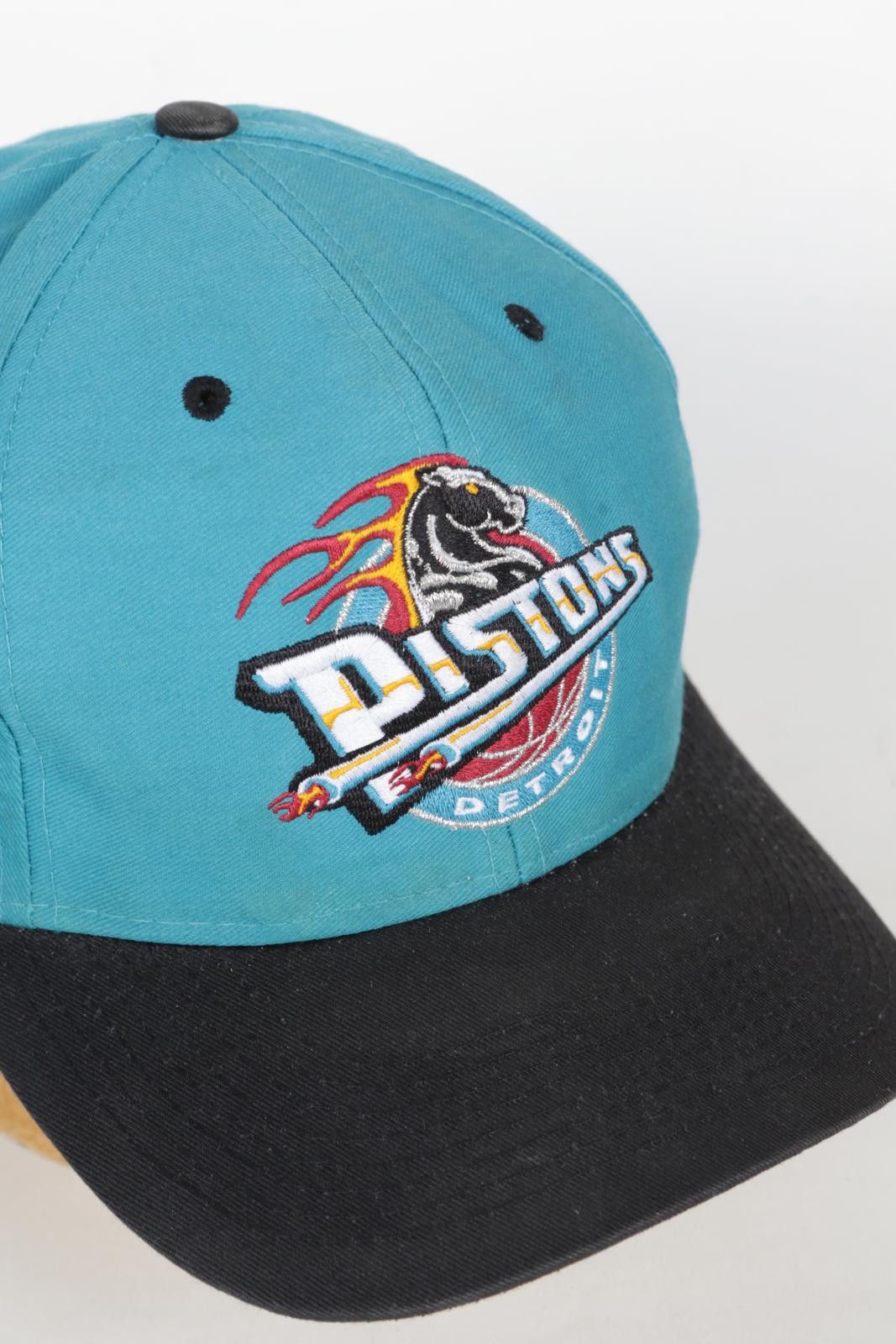 Logo 7 90's Logo 7 Detroit Pistons Snap Back Size ONE SIZE - 4 Thumbnail