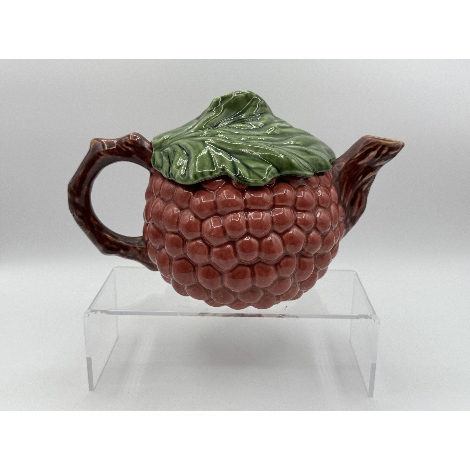 Other Vintage Berry Grape Teapot Jay Willfred Andrea Sadek Size ONE SIZE - 1 Thumbnail