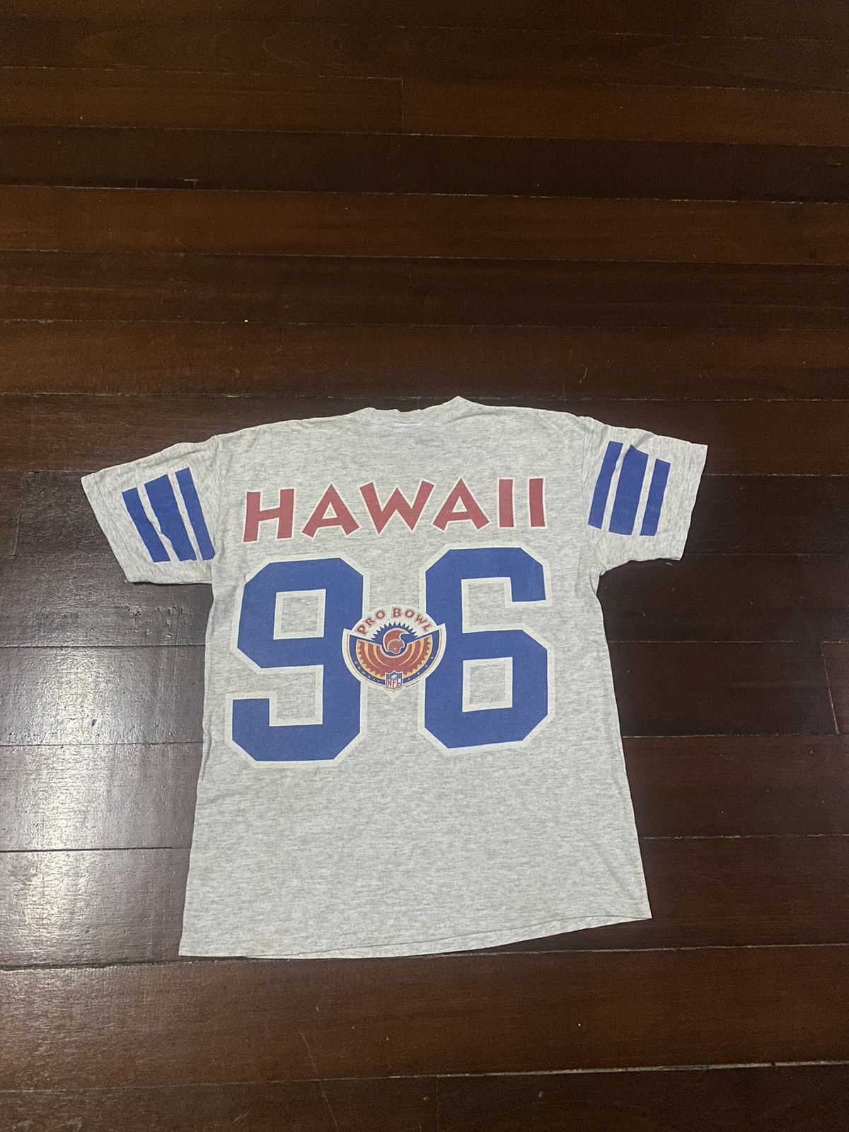 NBA × NFL × NHL FIRE 🔥 VINTAGE 90s PRO BOWL ALOHA STADIUM HAWAII NFL Size US M / EU 48-50 / 2 - 5 Thumbnail