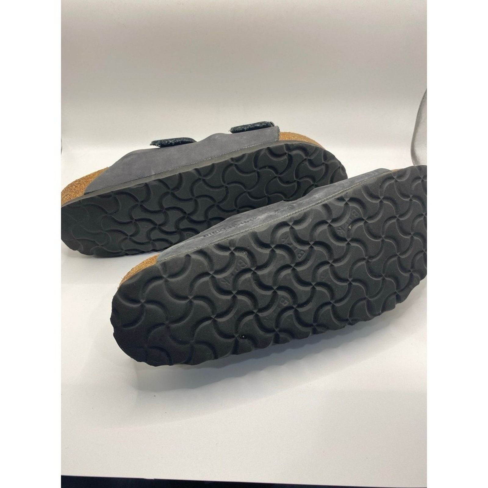 Birkenstock Birkenstock Arizona Suede Leather Dark Gray Sandals Men's Size US 11 / EU 44 - 5 Thumbnail