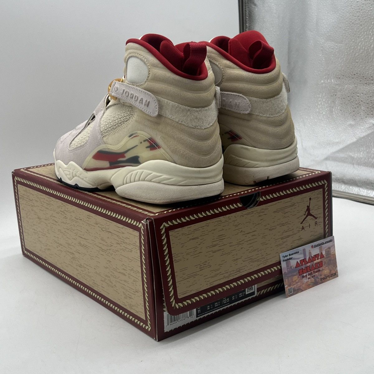 Jordan Brand Solefly x air Jordan 8 mi es su casa Size US 11 / EU 44 - 4 Thumbnail