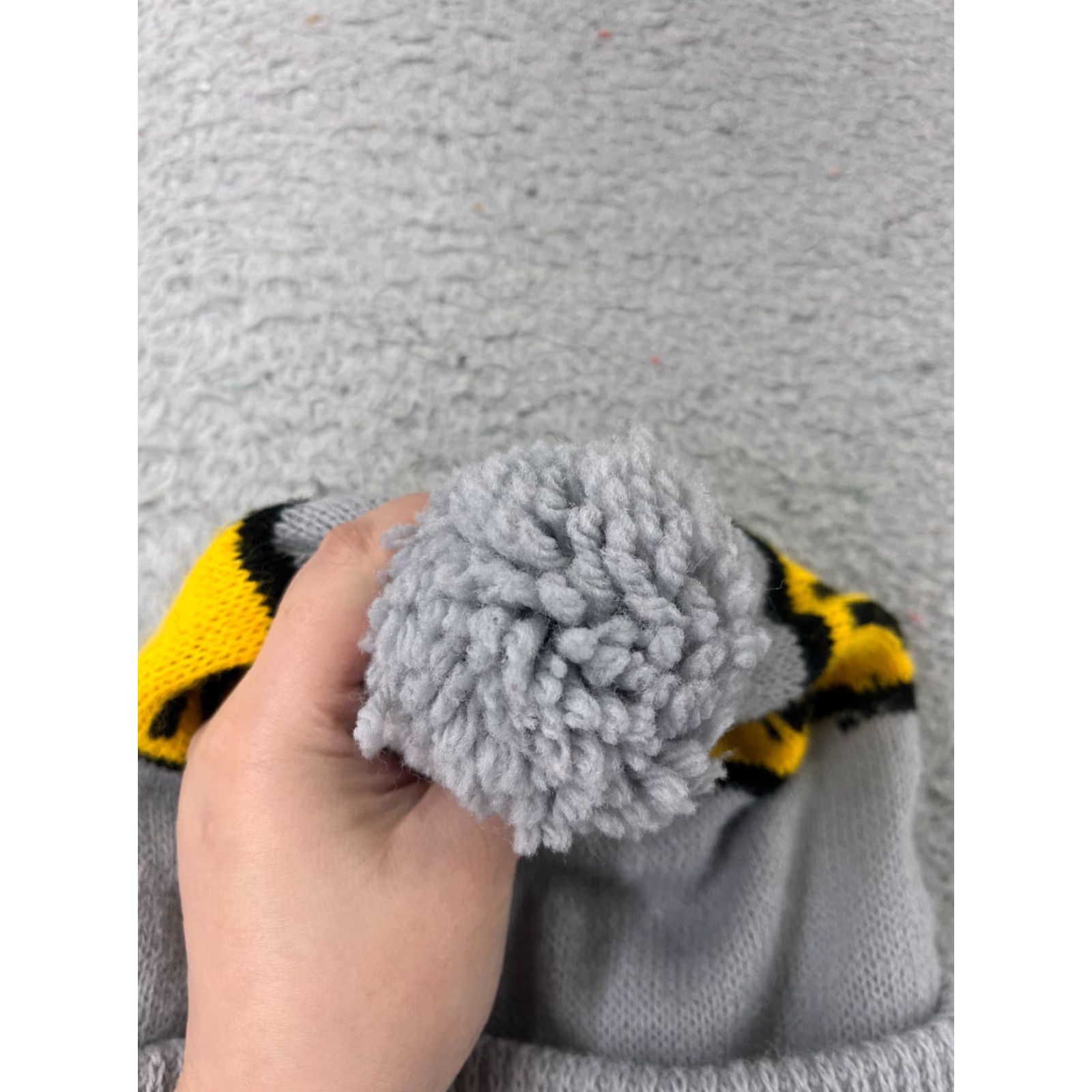 Vintage WoodHead Beanie Toque Adult One Size Gray Yellow Knit Acrylic Blend Pom Ski Hat Mens Beanie SKI Logo Knit Adjustable Size ONE SIZE - 3 Thumbnail