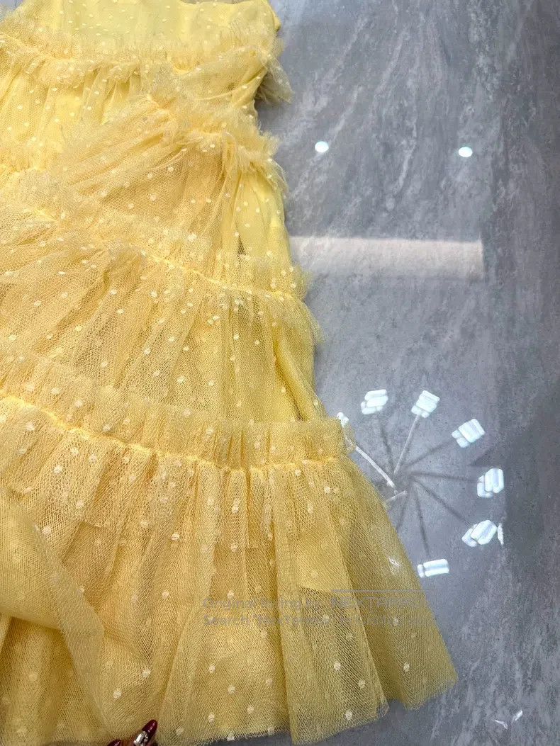 Valentino Valentino Lemon yellow princess dress Size S / US 4 / IT 40 - 7 Thumbnail