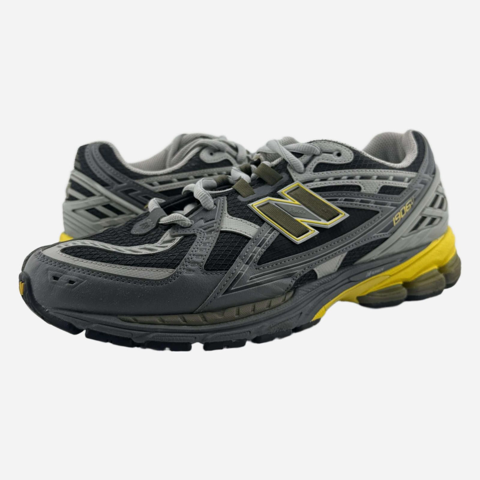 New Balance New Balance 1906U Castlerock Ginger Lemon US 11 Used Size US 11 / EU 44 - 1 Thumbnail