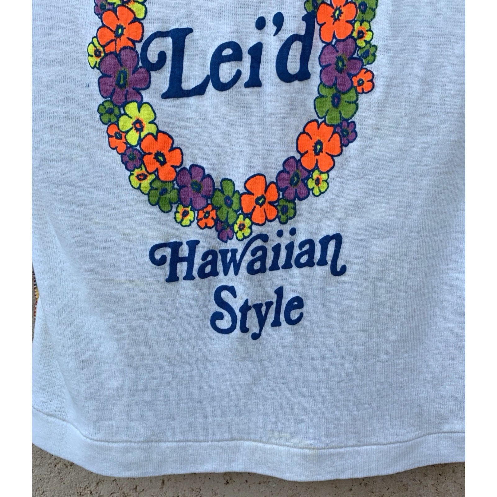 Rainbow VINTAGE I Got Leid Hawaiian Style Ladies T Shirt Neon Graphics Rainbow Stitching Size M / US 6-8 / IT 42-44 - 6 Thumbnail