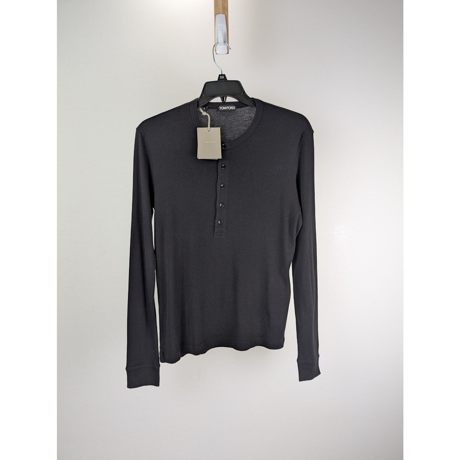 Tom Ford o1rshd1 Henley Shirt in Black Size US M / EU 48-50 / 2 - 1 Thumbnail
