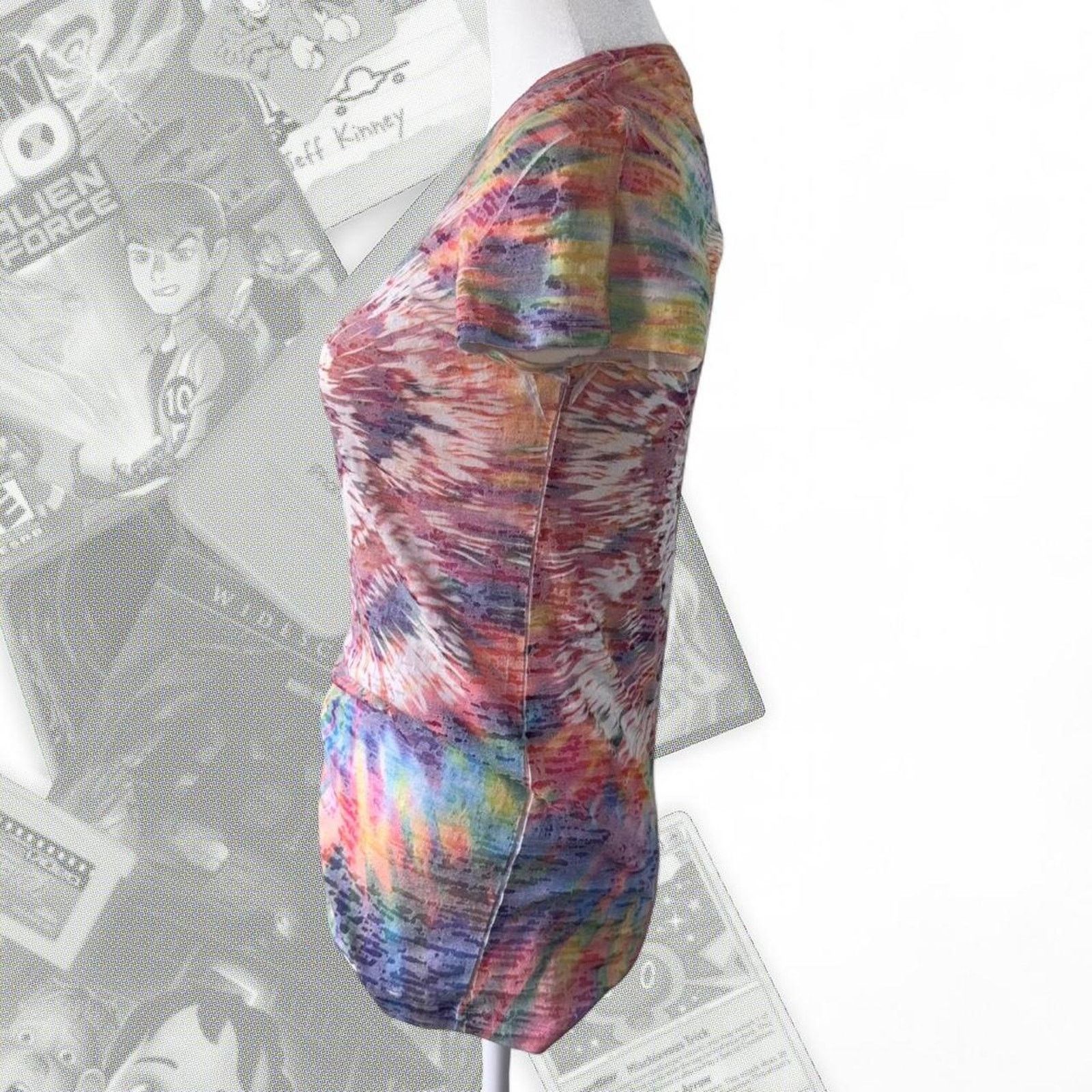 & Other Stories Vintage Rainbow Tie-Dye Butterfly Peace Sign Graphic Tee Size XS / US 0-2 / IT 36-38 - 3 Thumbnail