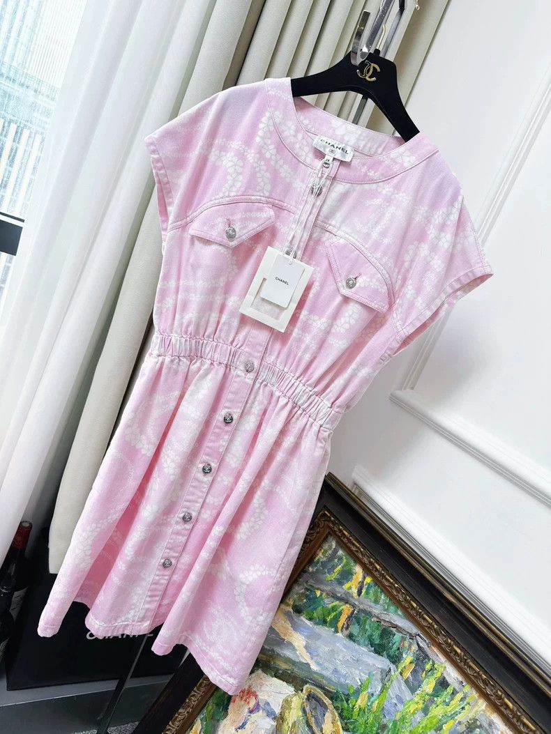 Chanel Chanel Pink flower sleeveless dress Size XS / US 0-2 / IT 36-38 - 1 Thumbnail