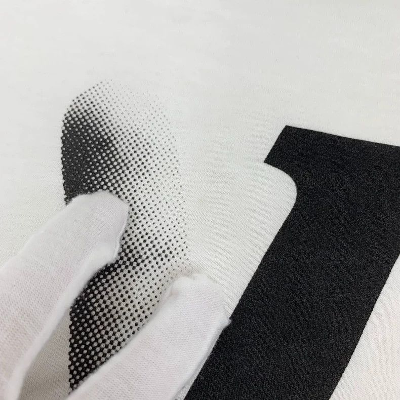 Louis Vuitton Louis Vuitton White Victory Finger printed cotton crew nec Size US XS / EU 42 / 0 - 9 Thumbnail