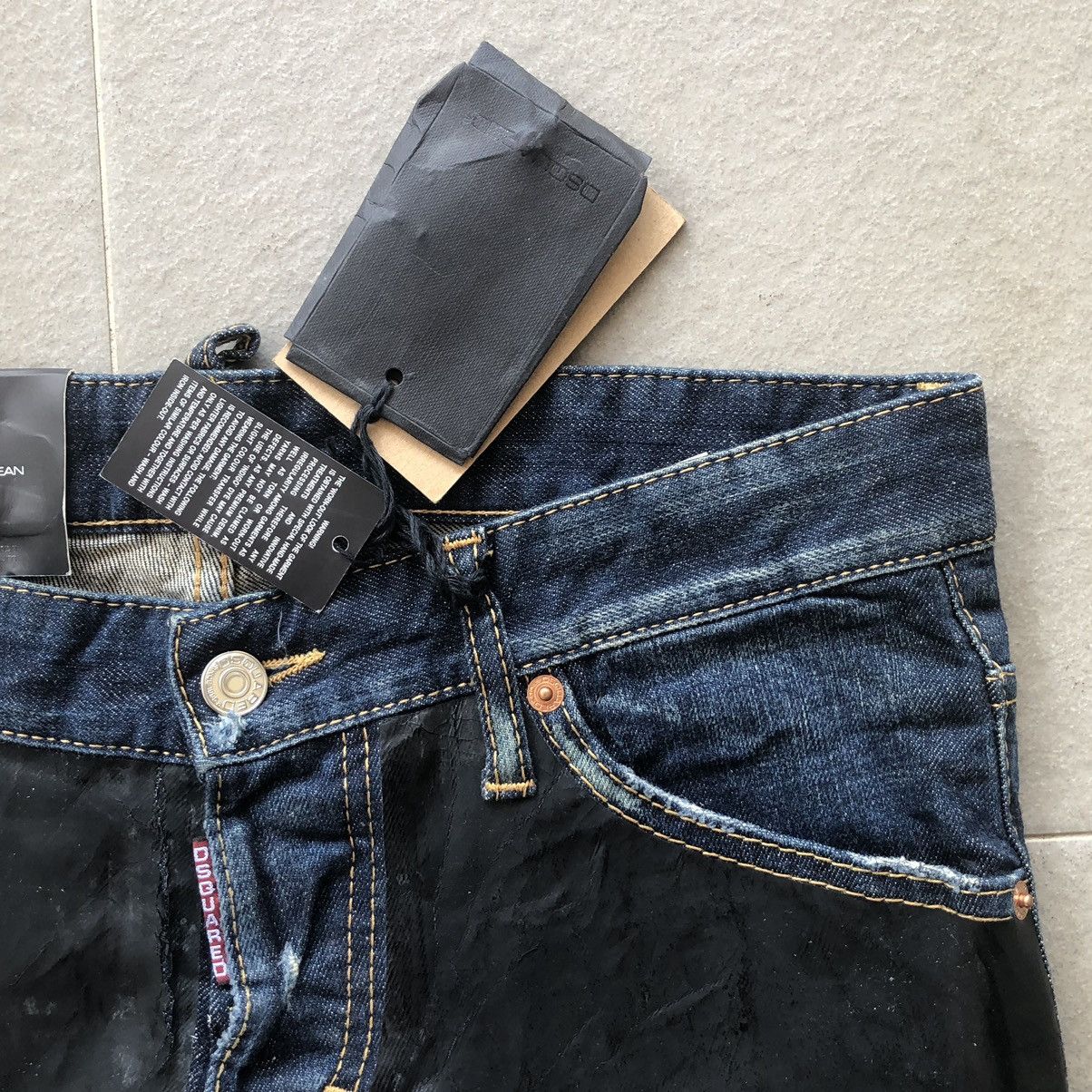 Dsquared2 Dsquared2 slim-fit denim half black painted Size US 30 / EU 46 - 7 Thumbnail