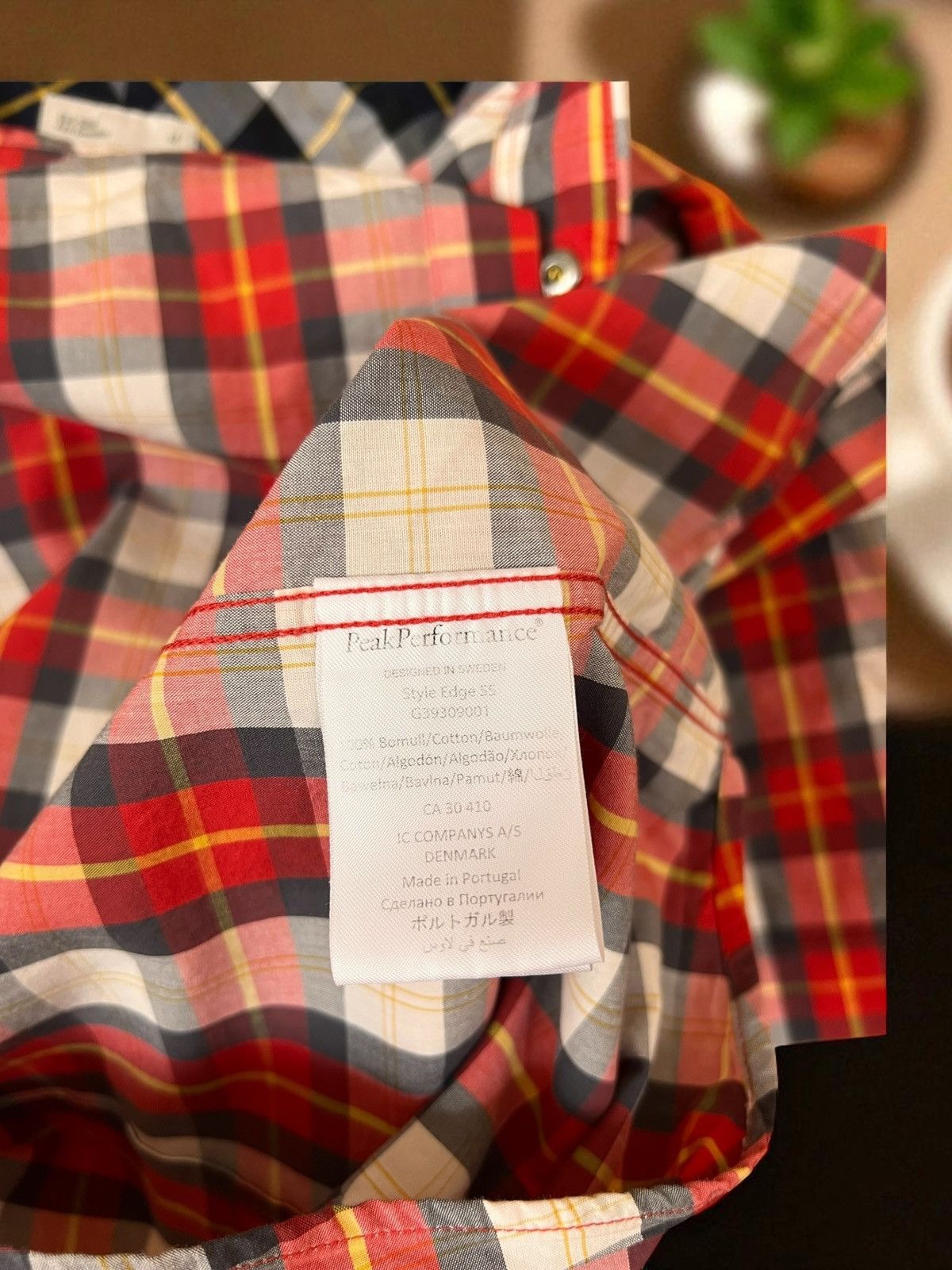 Peak Performance Peak Performace checked shirt size M short sleeve Size US M / EU 48-50 / 2 - 6 Thumbnail
