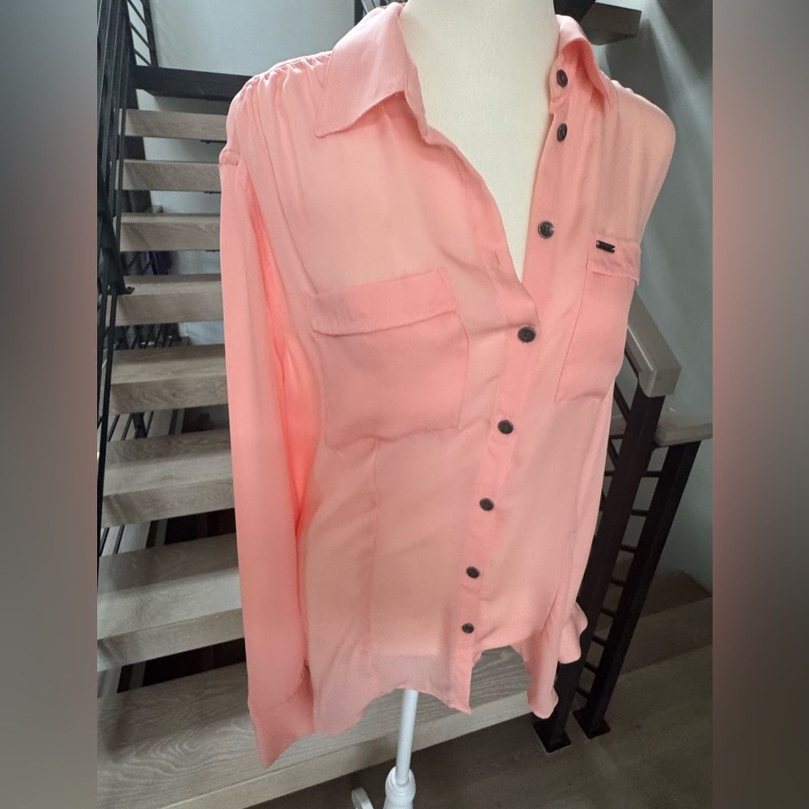 Guess Guess Y2K Coral Button-Down Shirt for Women size S Size S / US 4 / IT 40 - 4 Thumbnail