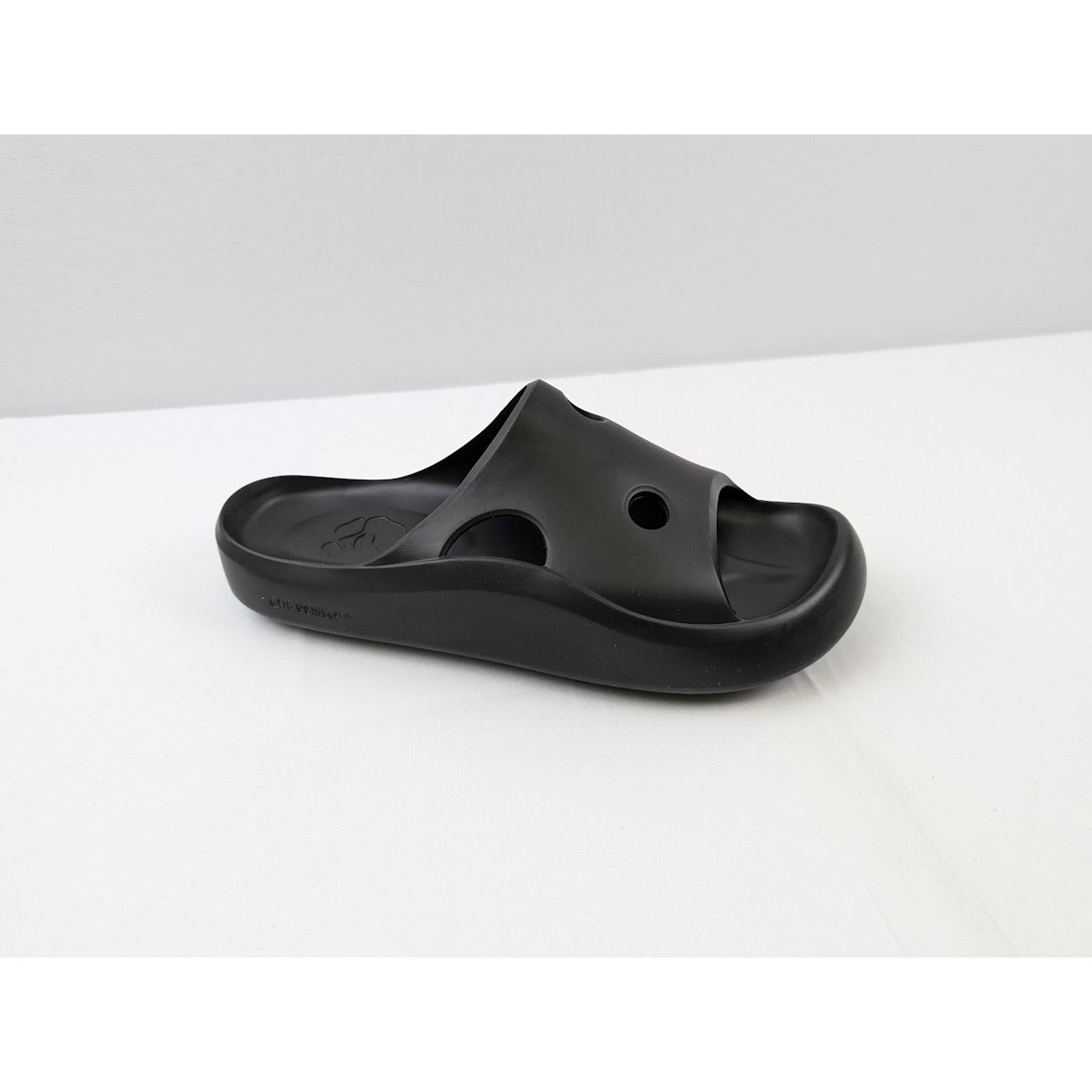 Off-White o1rshd1 Meteor Rubber Slider in Black Size US 13 / EU 46 - 1 Thumbnail