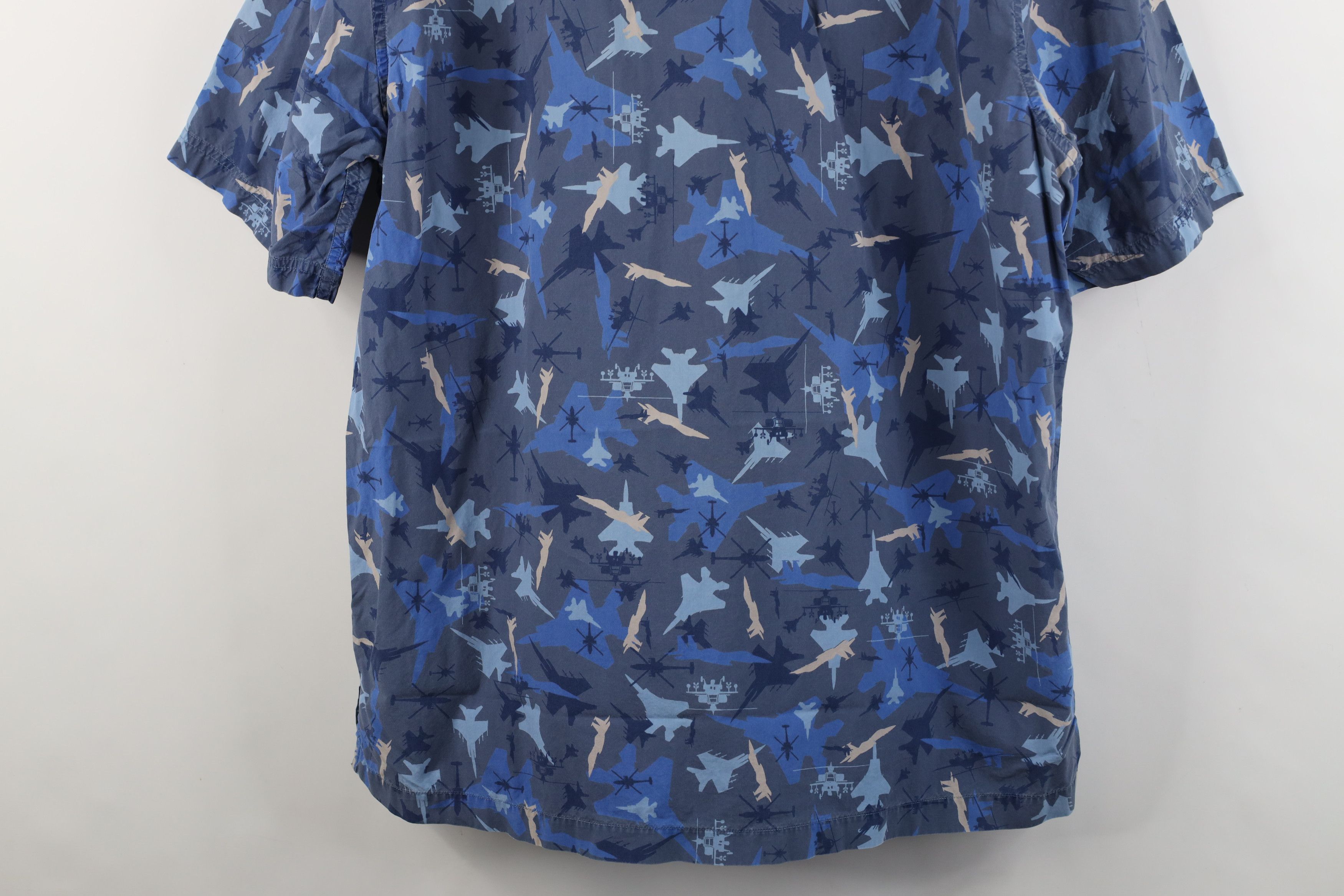 Tommy Hilfiger Vintage 90s Tommy Hilfiger Plane All Over Print Button Shirt Size US L / EU 52-54 / 3 - 13 Thumbnail