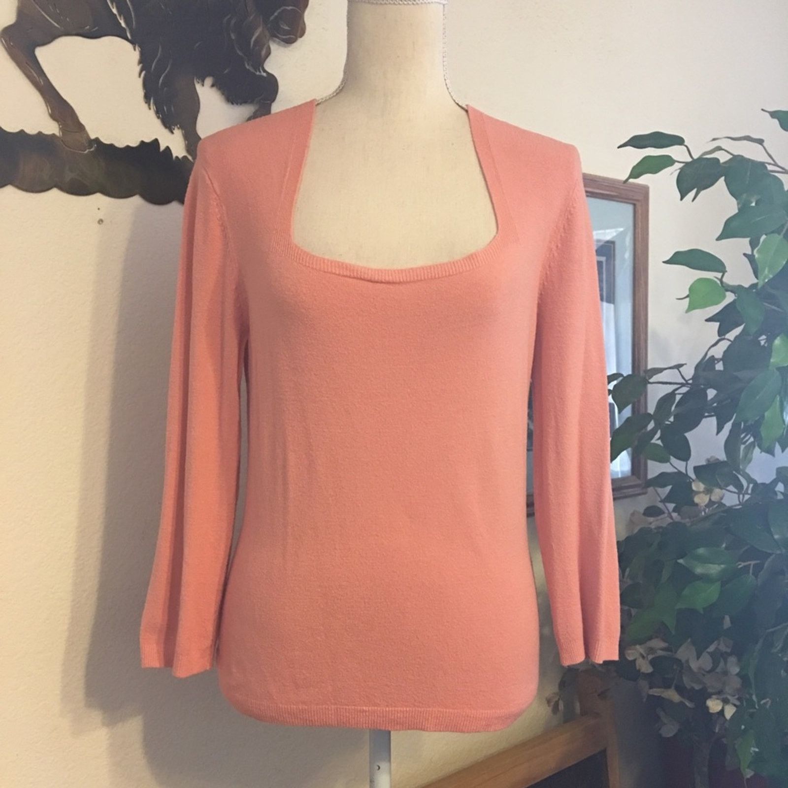 Vintage Hillard & Hanson coral pink soft stretchy sweater Size XS / US 0-2 / IT 36-38 - 1 Thumbnail