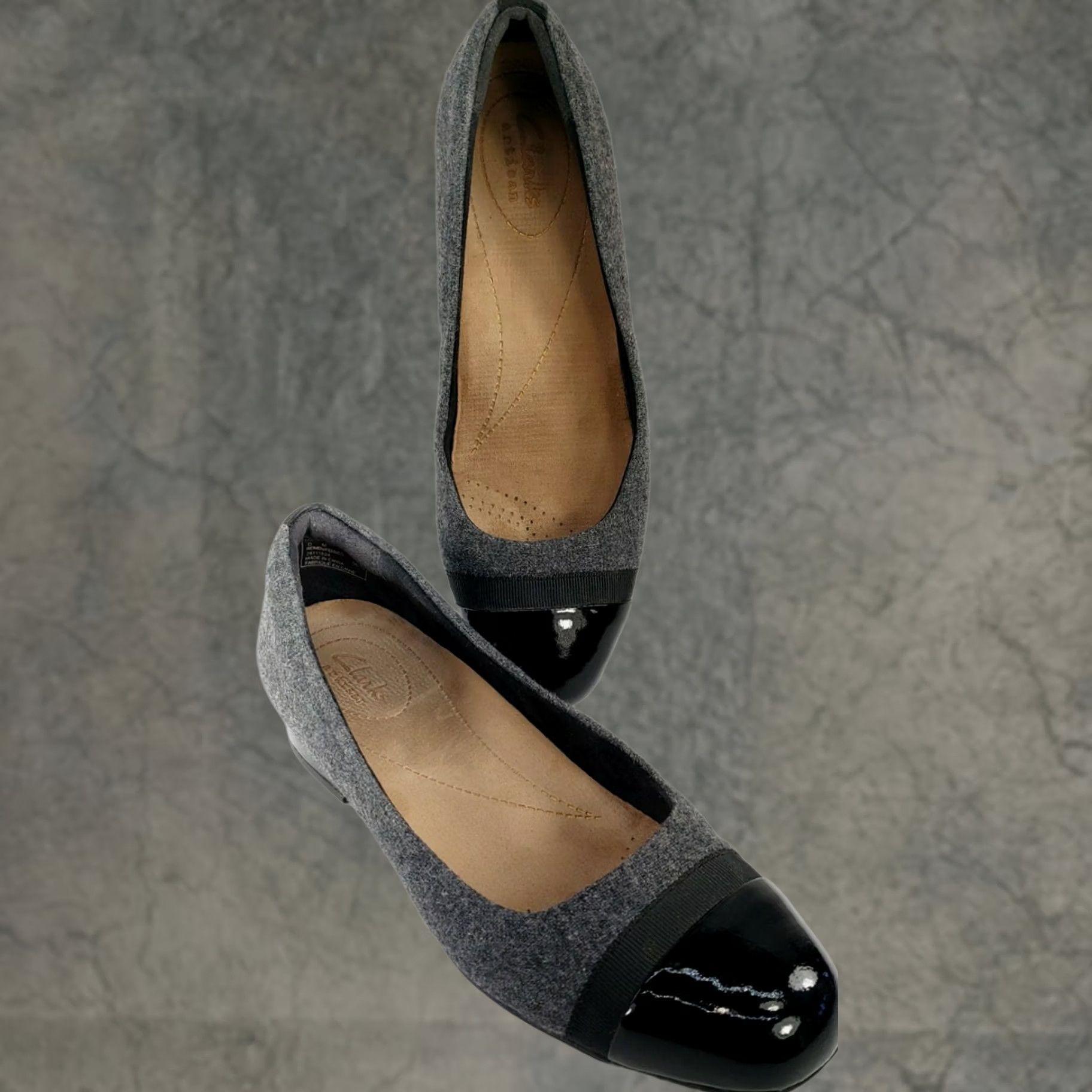 Clarks Clarks Collection Women’s Gray Wool Black Patent Leather Cap Toe Flats Size 7M Size ONE SIZE - 1 Thumbnail